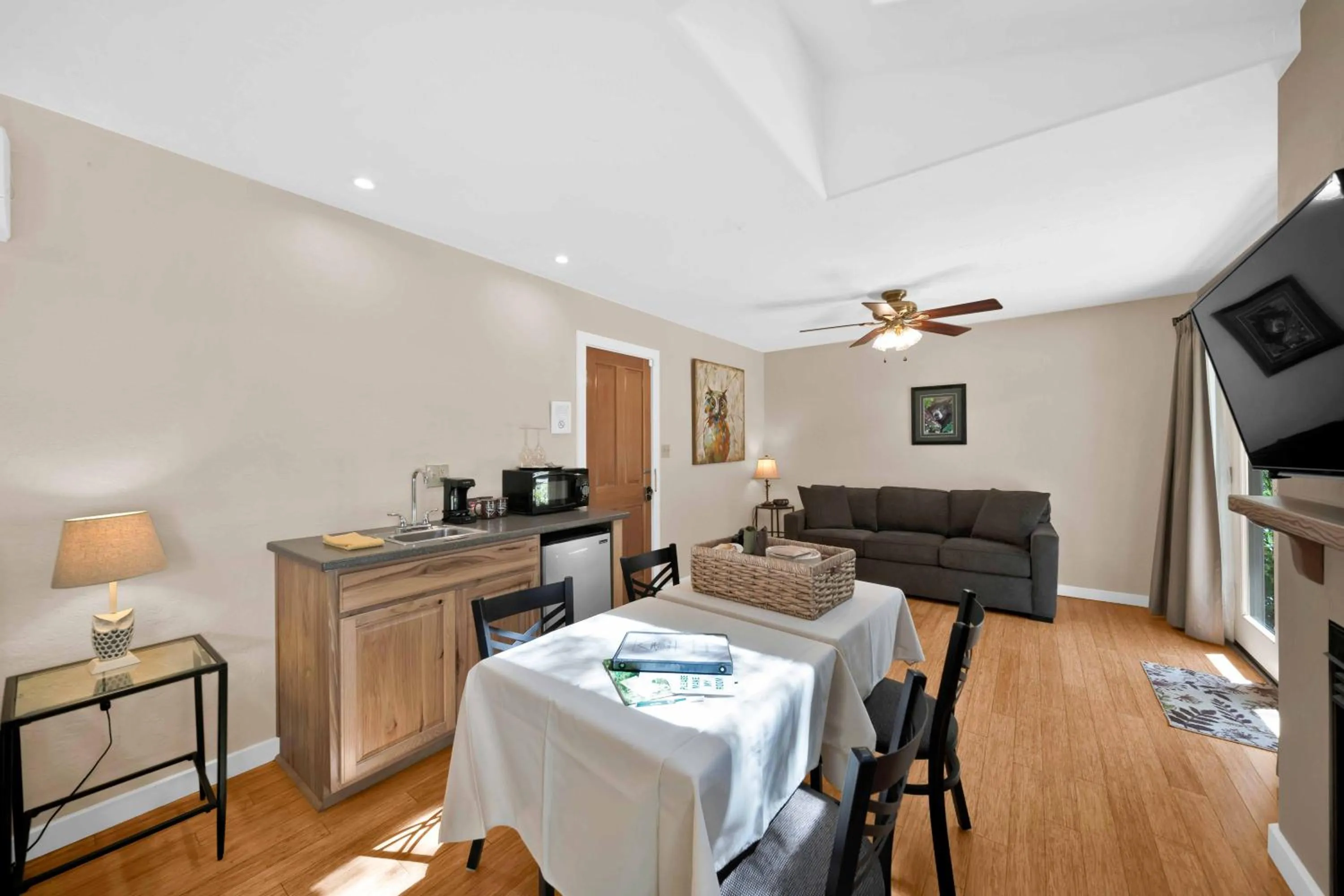 The Inn at Shasta Lake