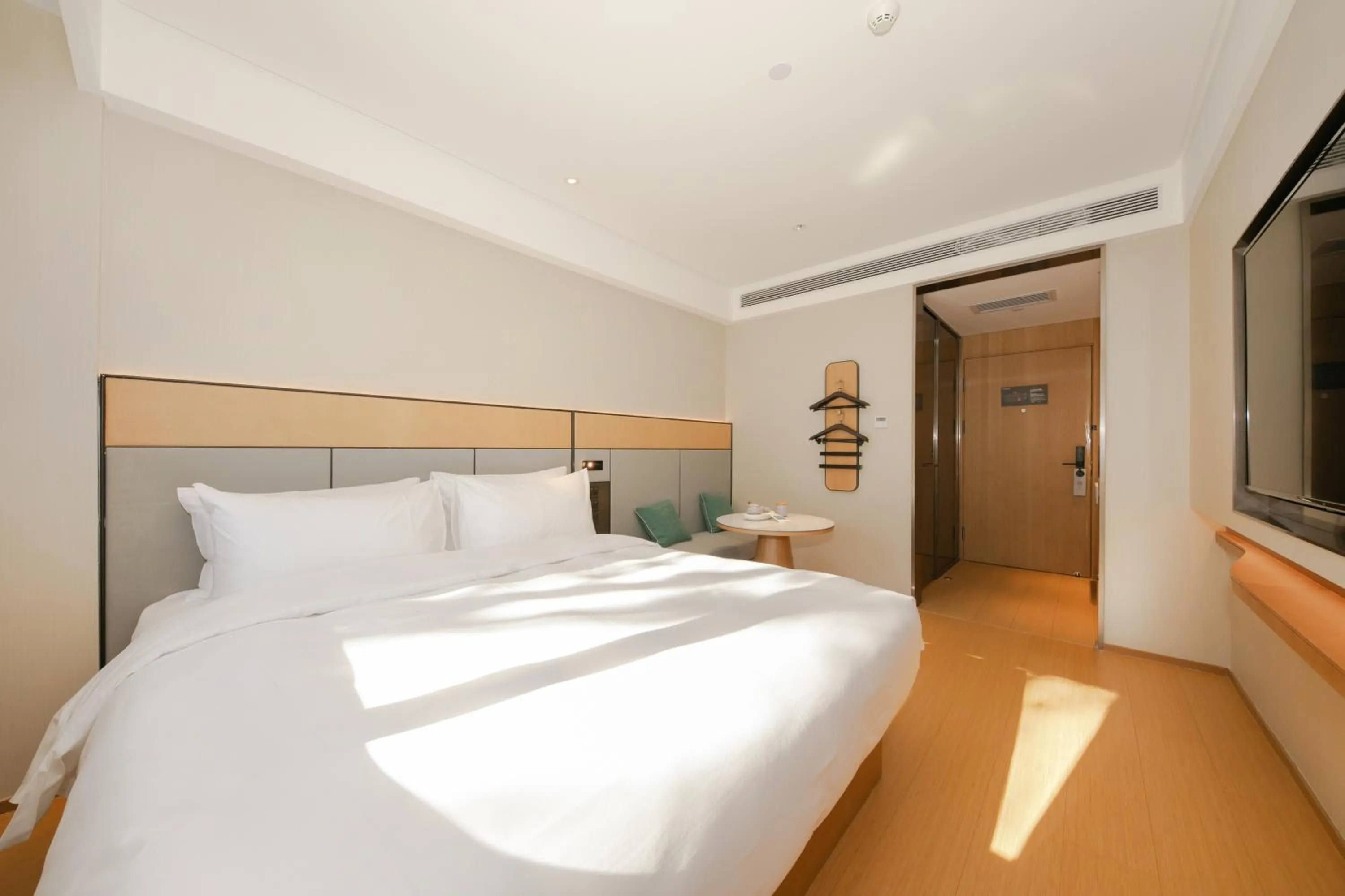 Bed in JI Hotel Beijing Capital Normal University