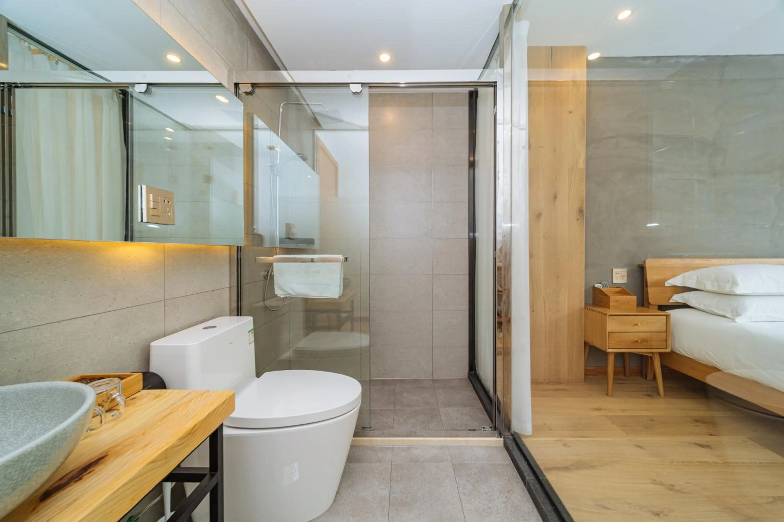 Toilet in Moganshan Pinhouwu Hotel