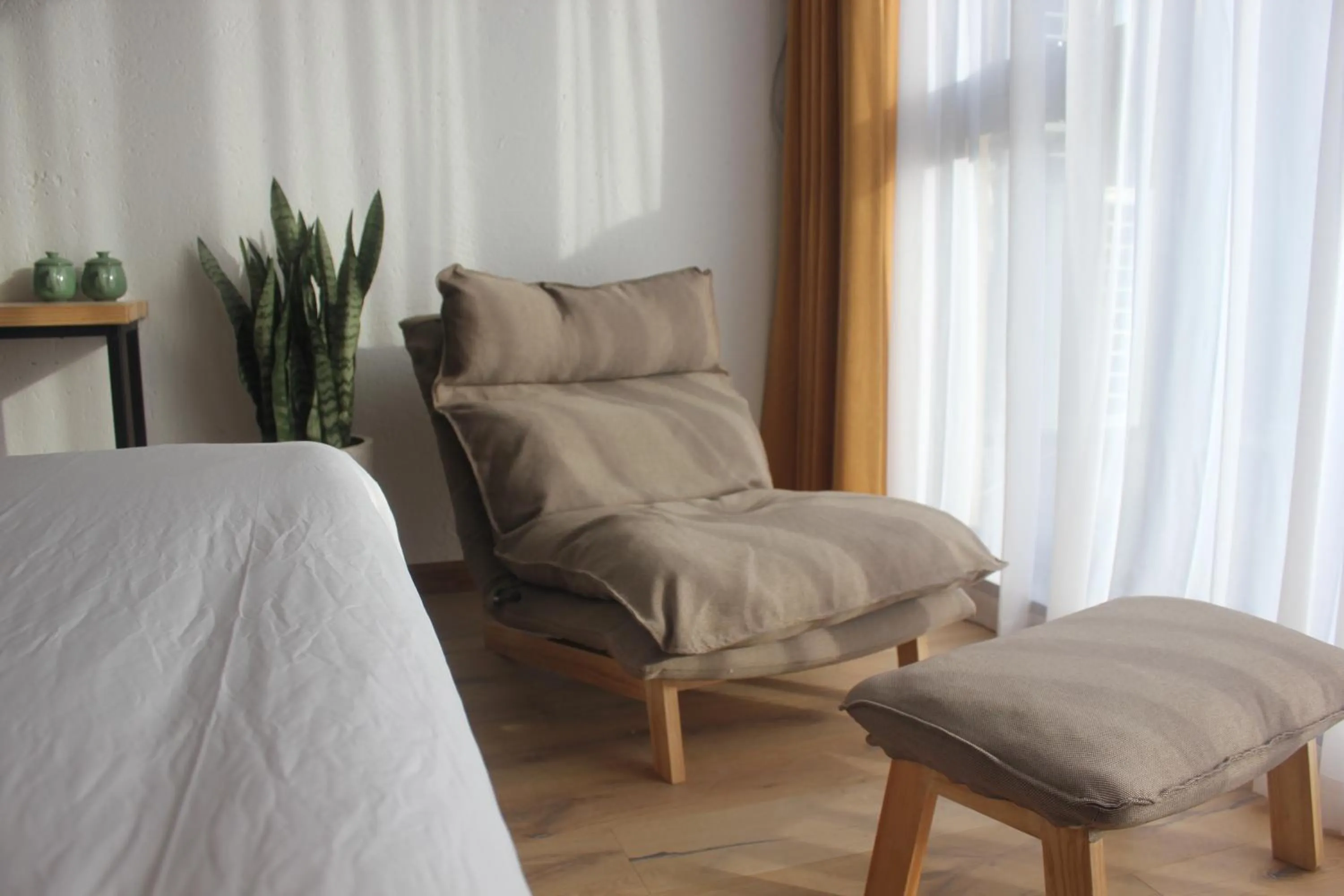 Decorative detail in Moganshan Pinhouwu Hotel