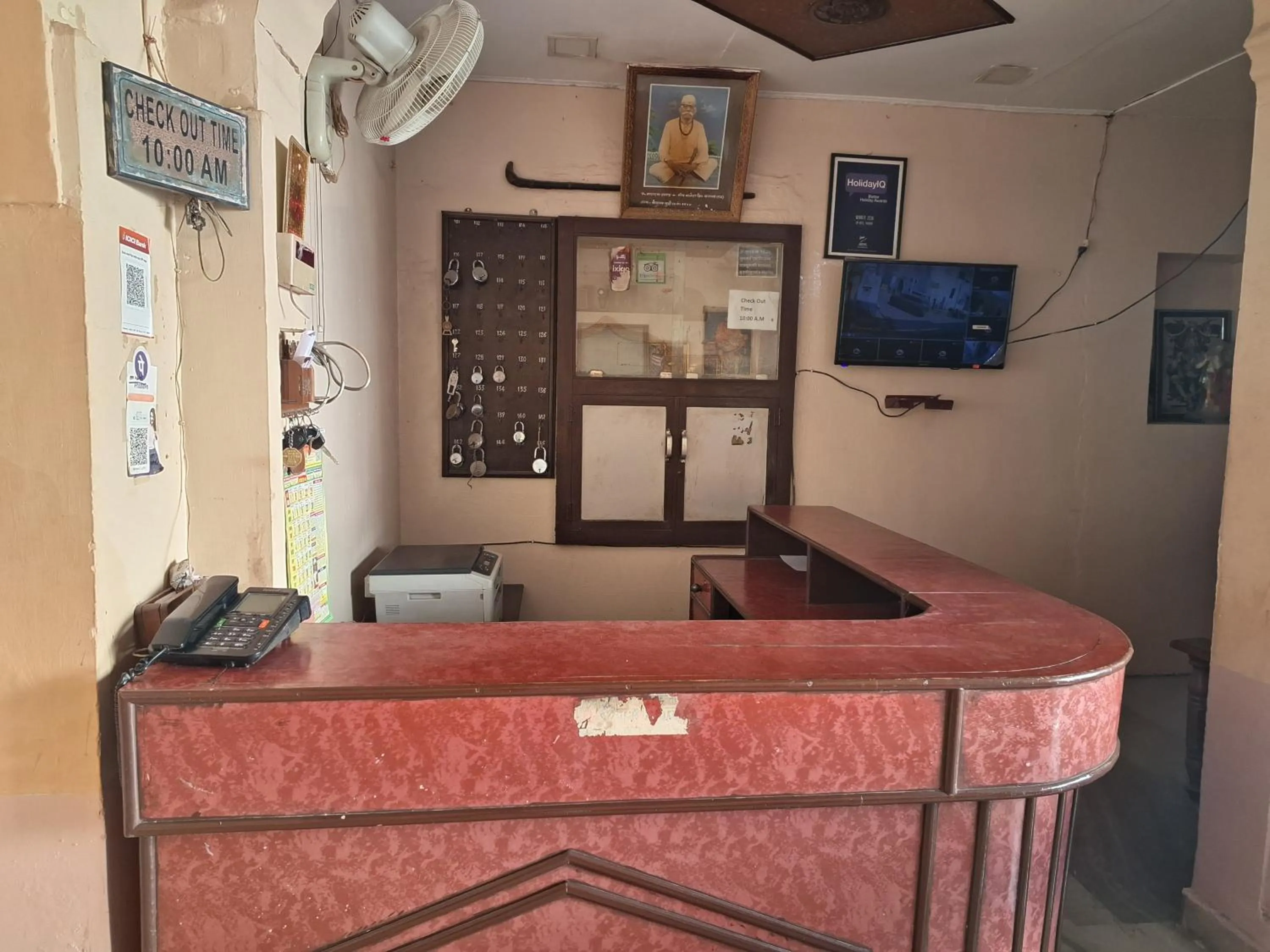 Facade/entrance in Hotel Om Pushkar