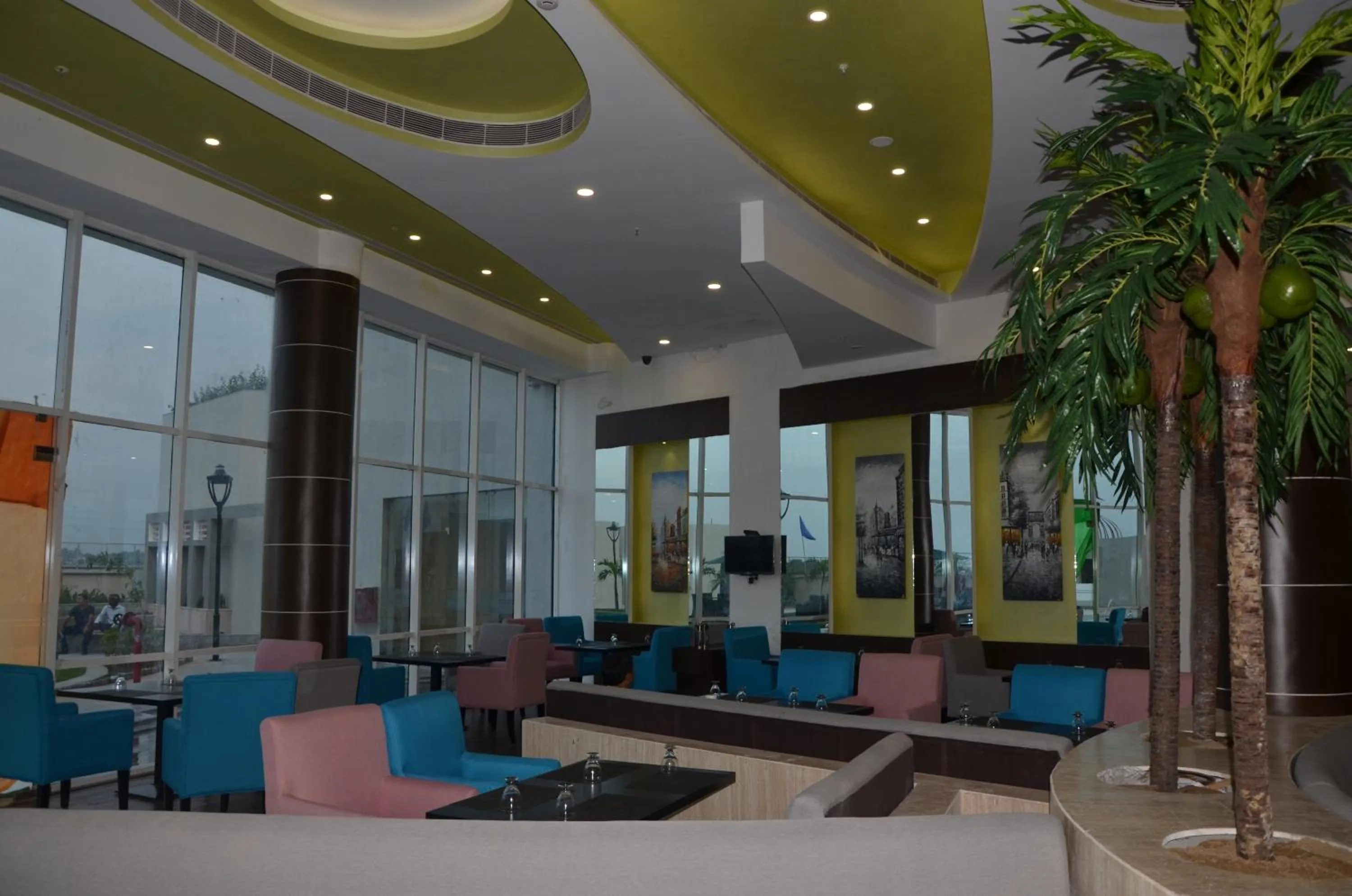 Property building in Maha Bodhi Hotel.Resort.Convention Centre