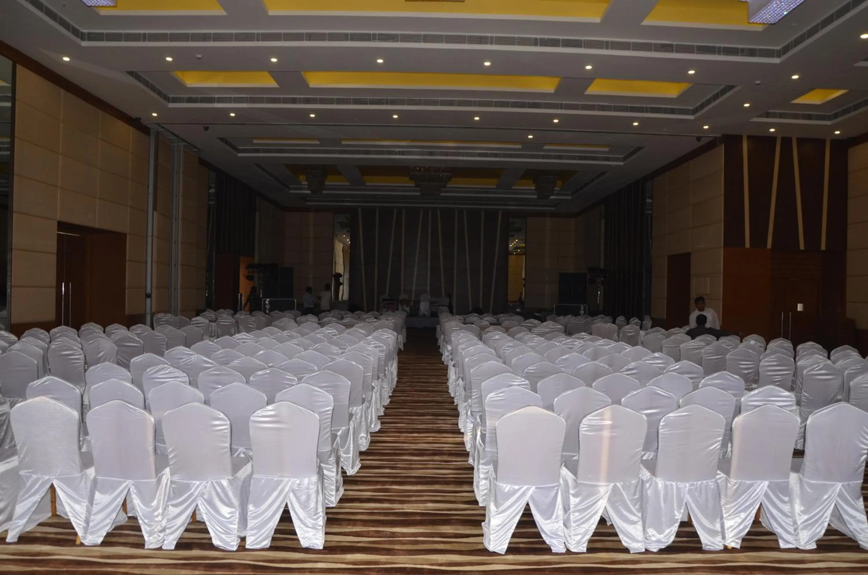 Business facilities in Maha Bodhi Hotel.Resort.Convention Centre