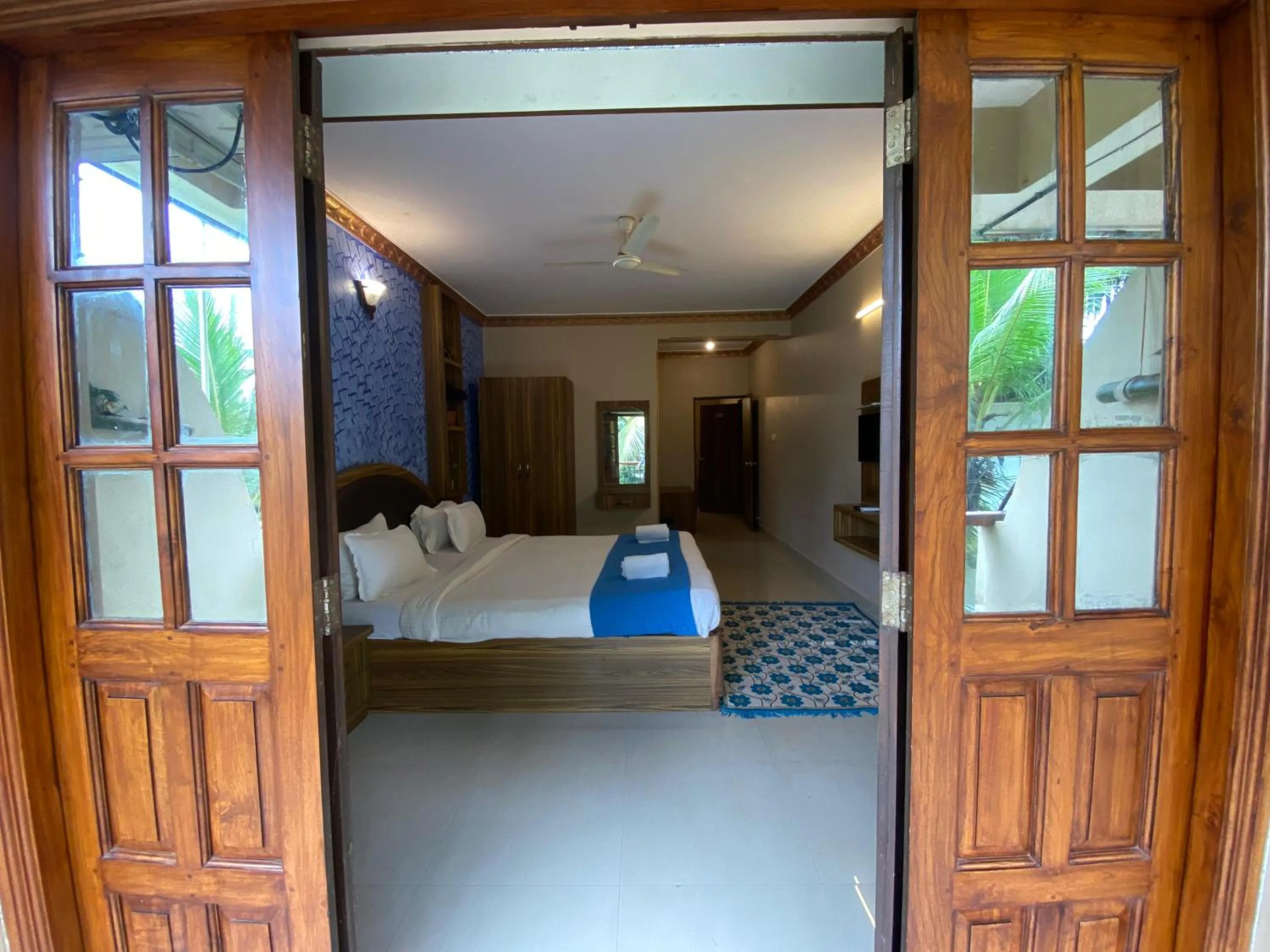View (from property/room), Bed in Ashvem Beach inn