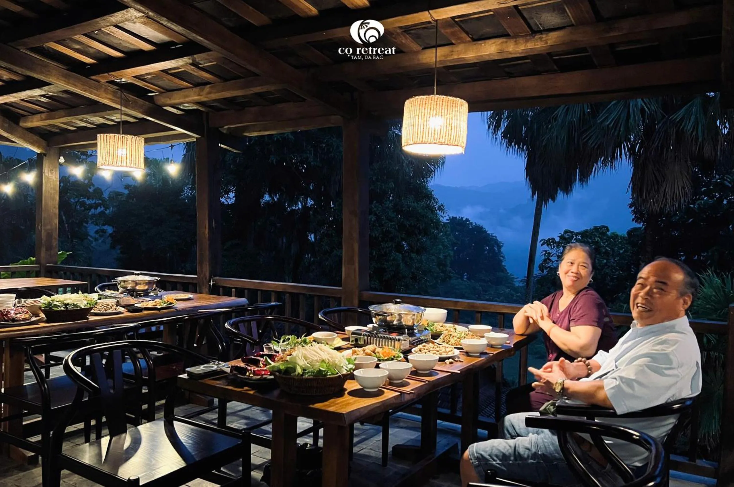 Food and drinks in Cọ Retreat Da Bac