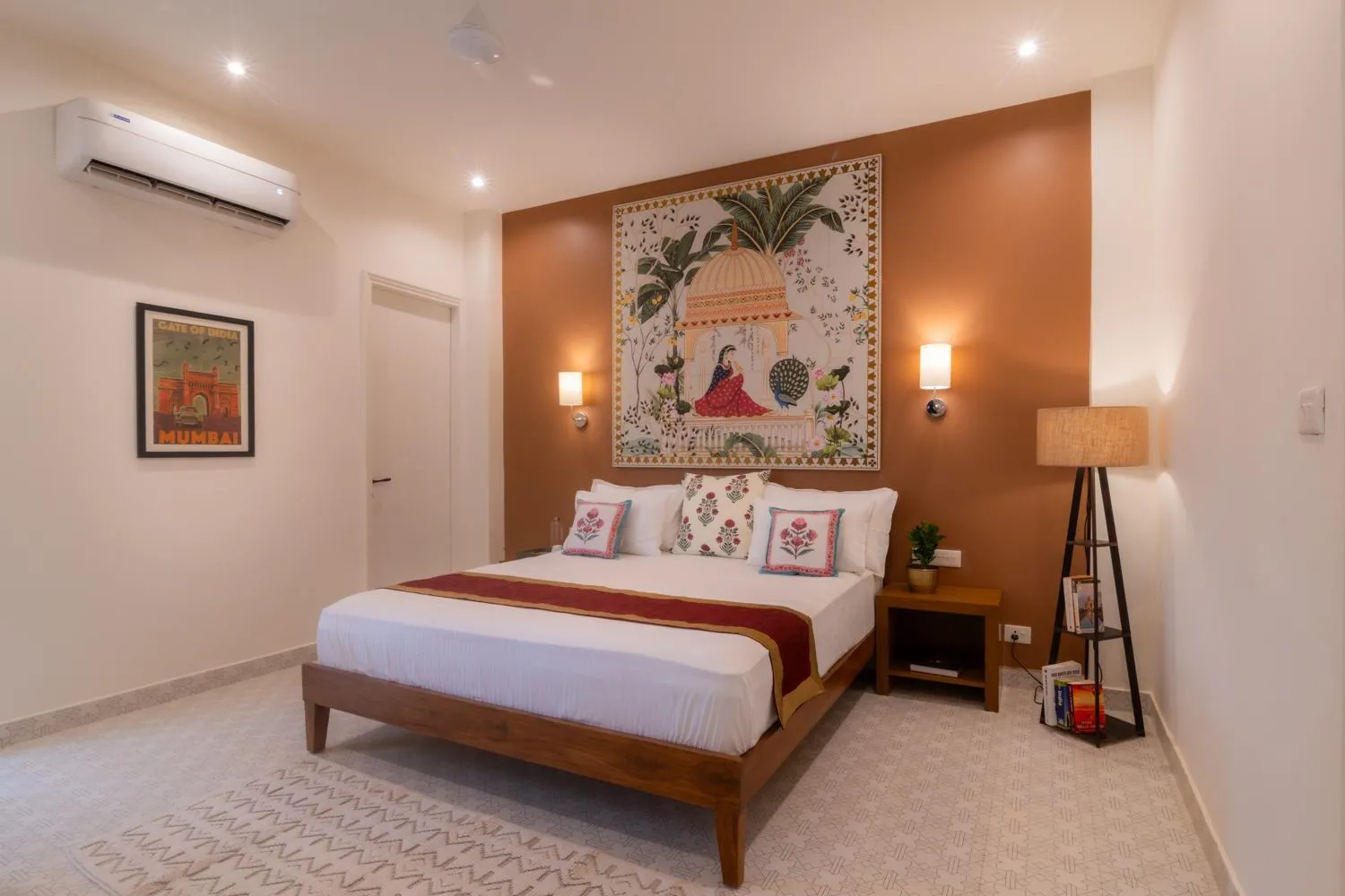 Double Room with Balcony in Inara House