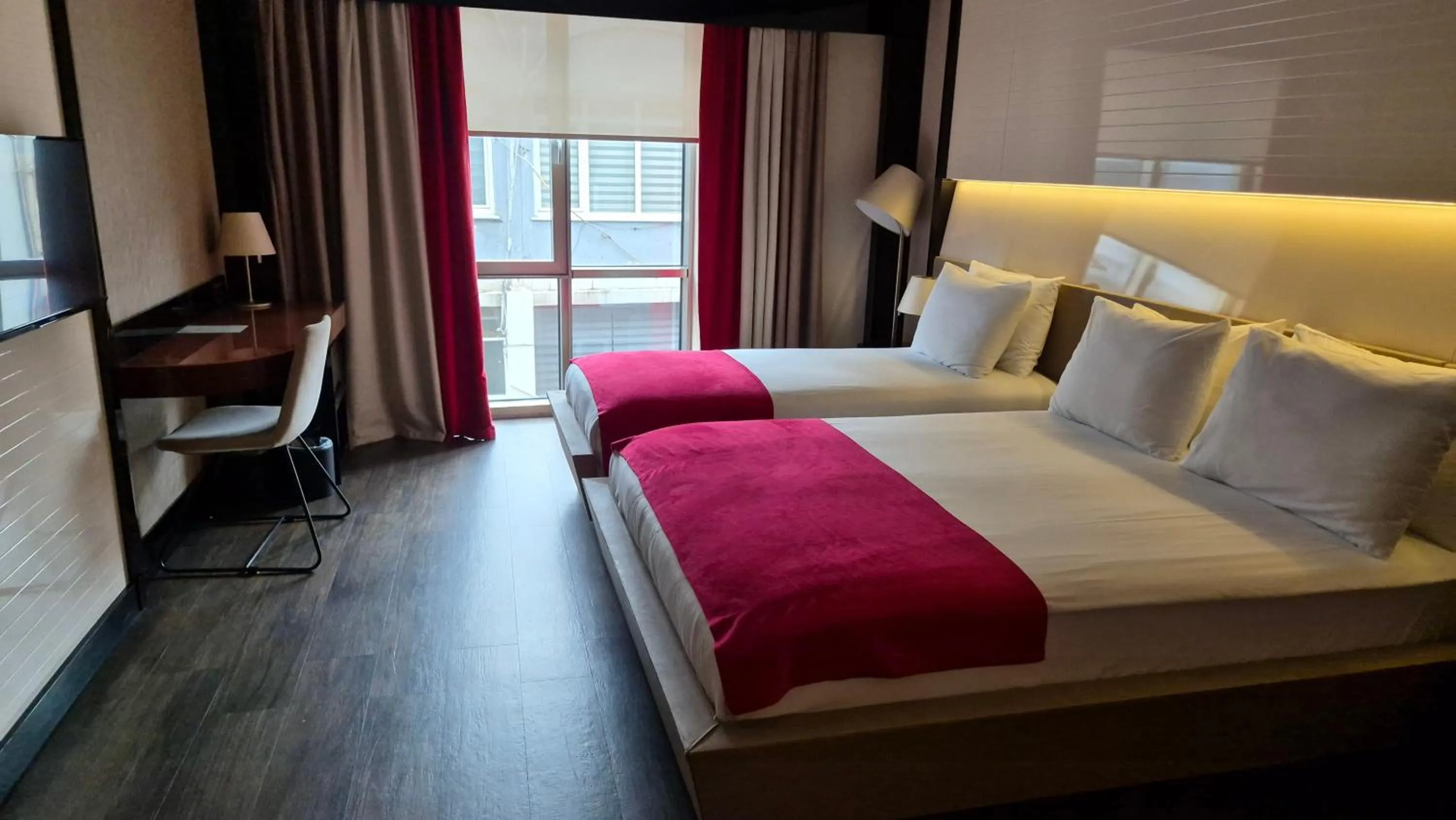 Bed in Hotel Favori Nisantasi