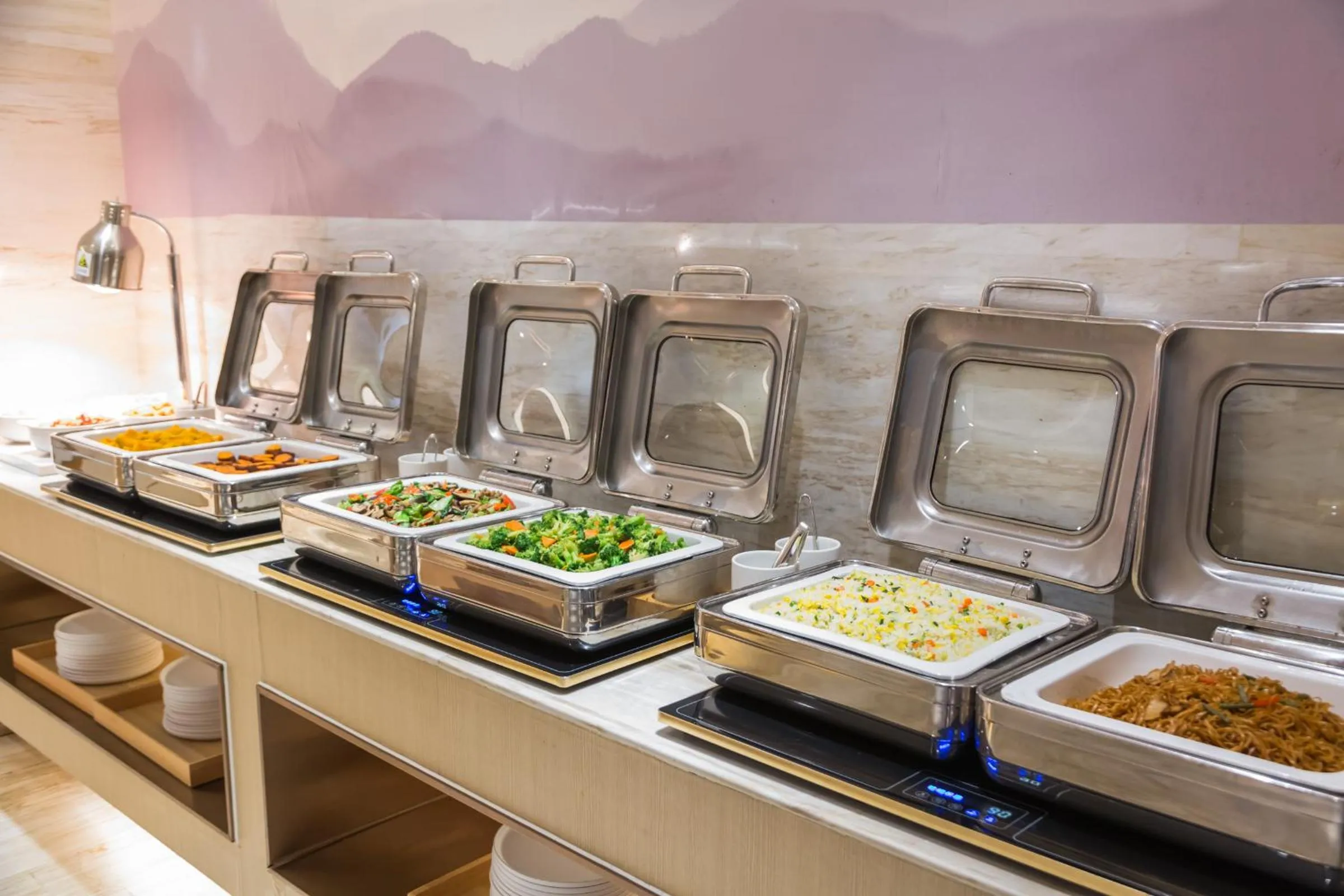 Restaurant/places to eat in JI Hotel Beijing Nanluoguxiang Andingmen Subway Station