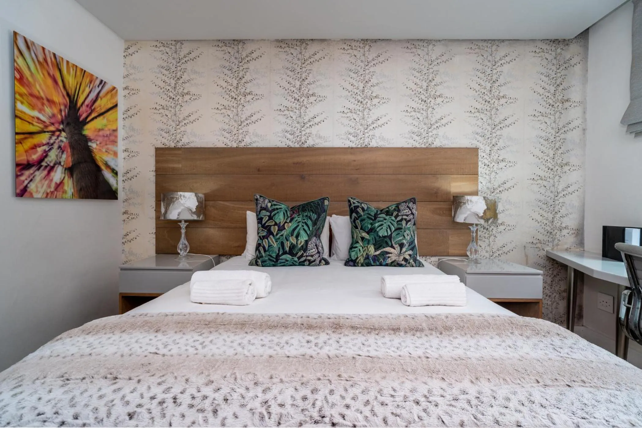 Bed in 107 Dorpstraat Boutique Hotel