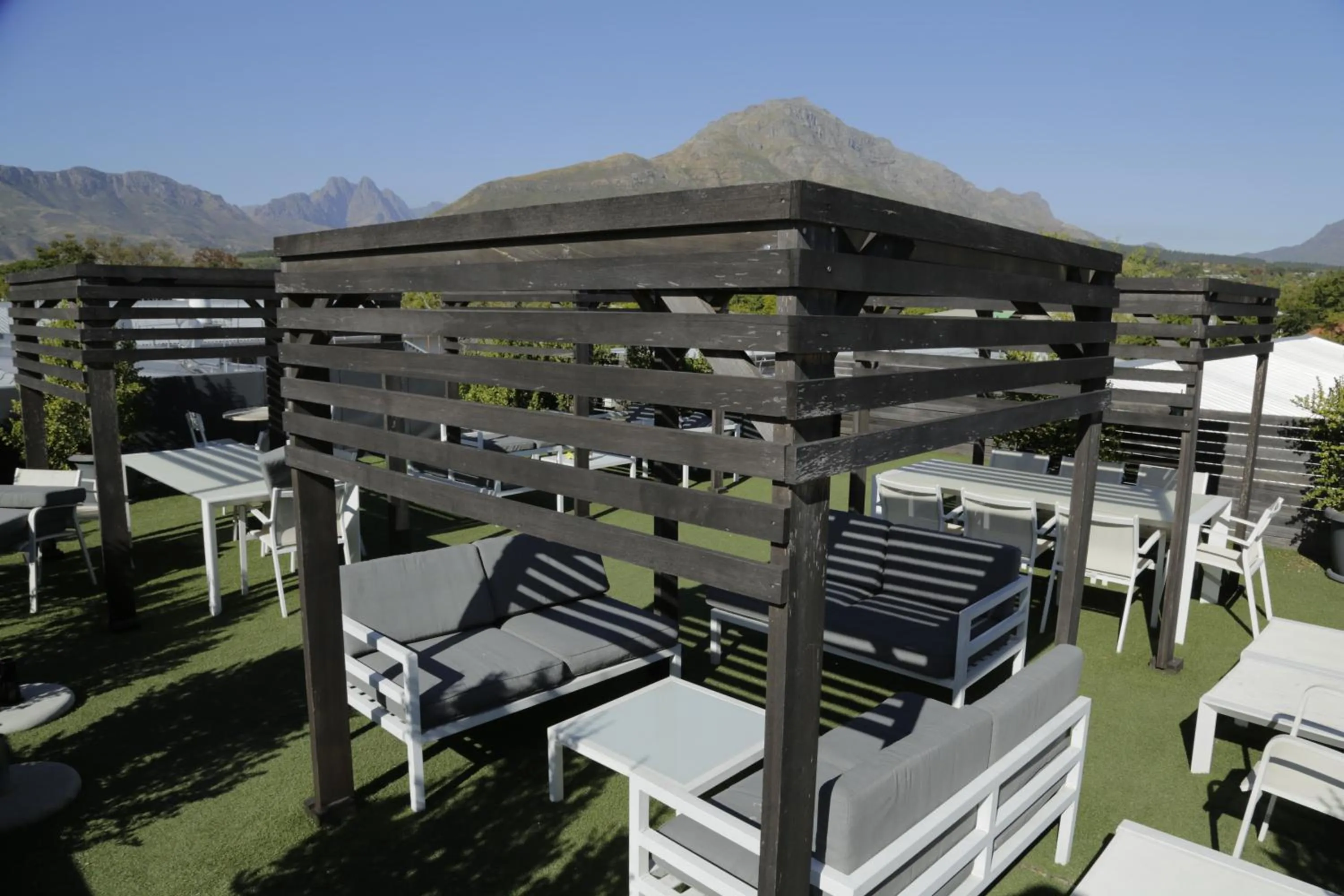 Patio in 107 Dorpstraat Boutique Hotel