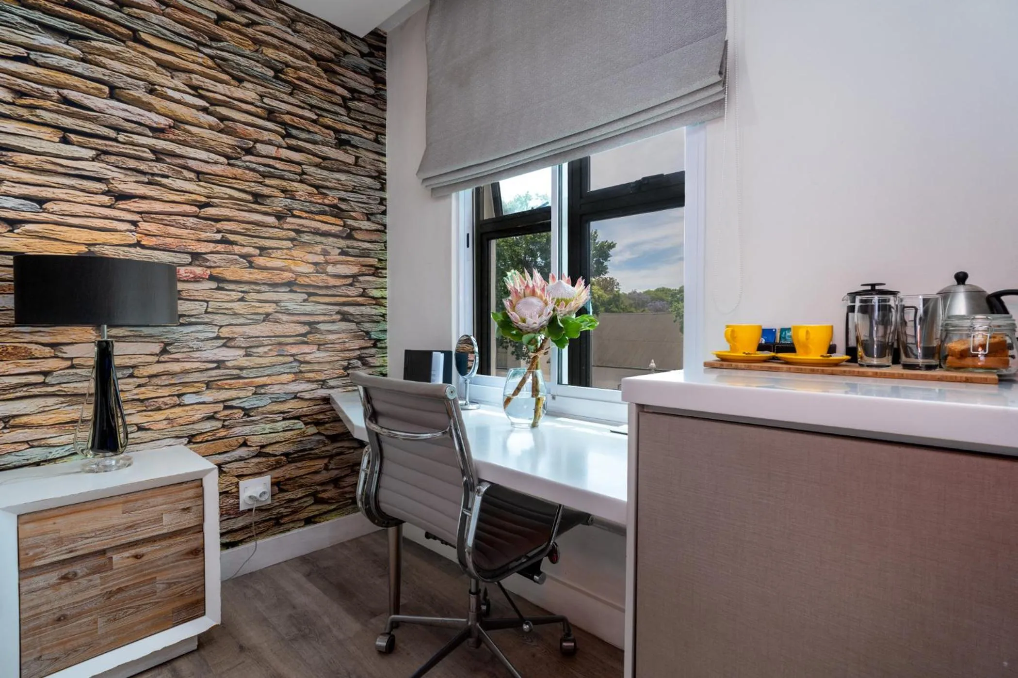 Coffee/tea facilities in 107 Dorpstraat Boutique Hotel