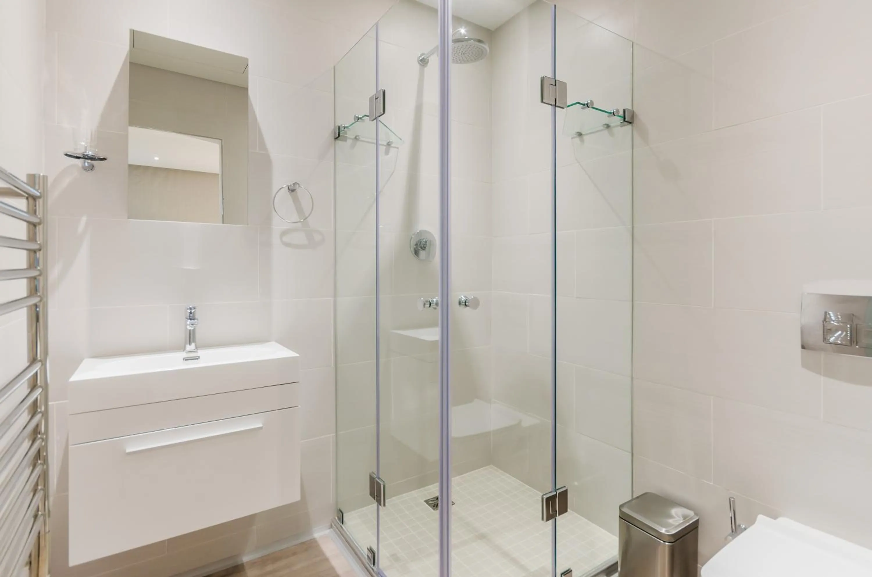 Shower in 107 Dorpstraat Boutique Hotel