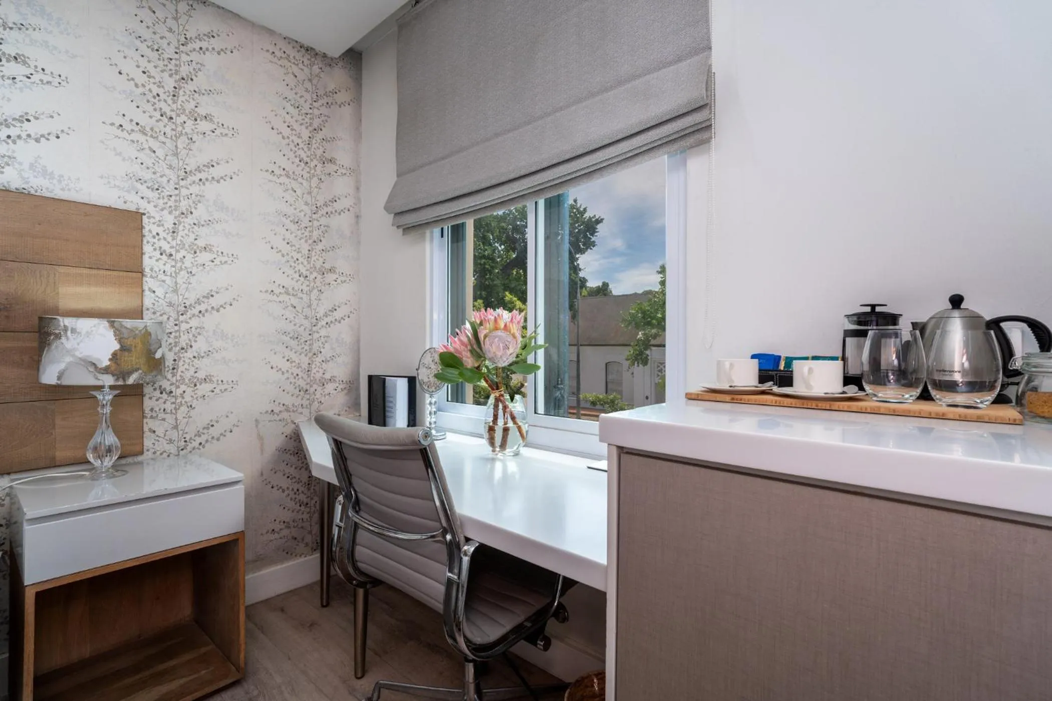 Coffee/tea facilities in 107 Dorpstraat Boutique Hotel