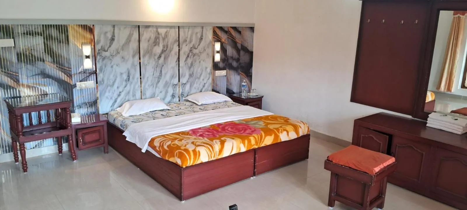 Bed in Jungle Palace Homestay