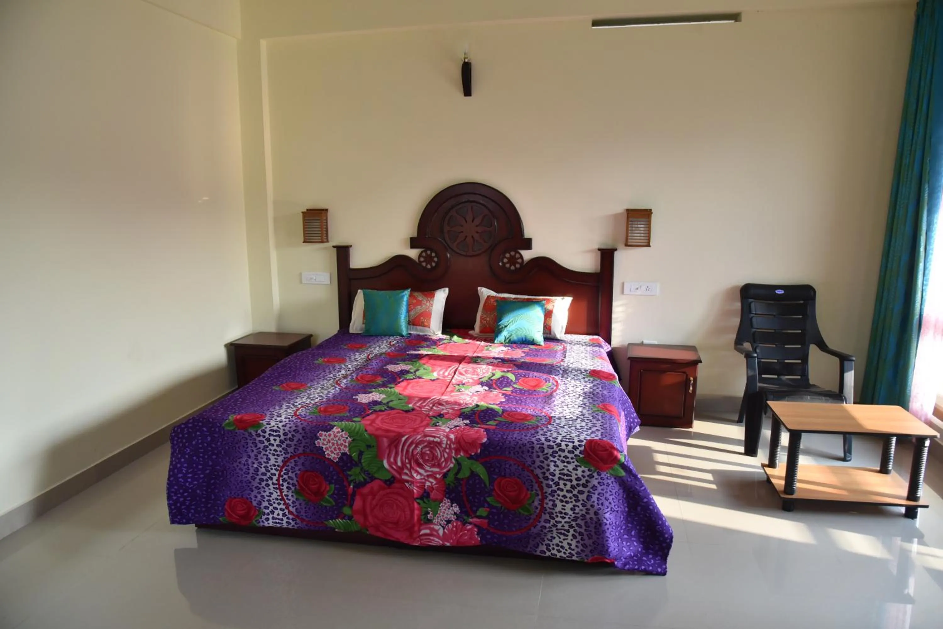 Bed in Jungle Palace Homestay