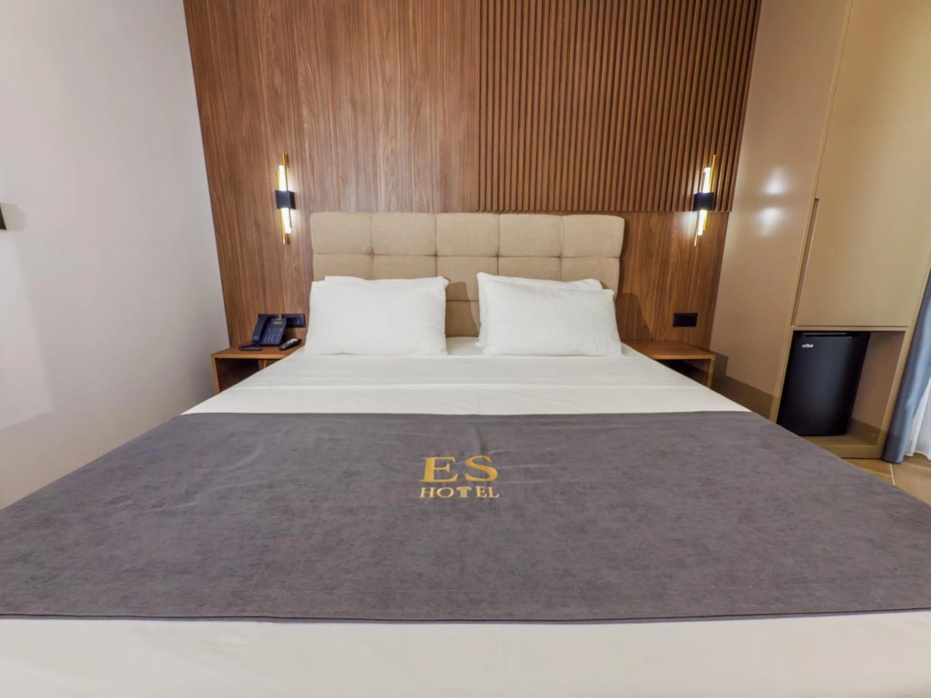 Bed in ES Hotel