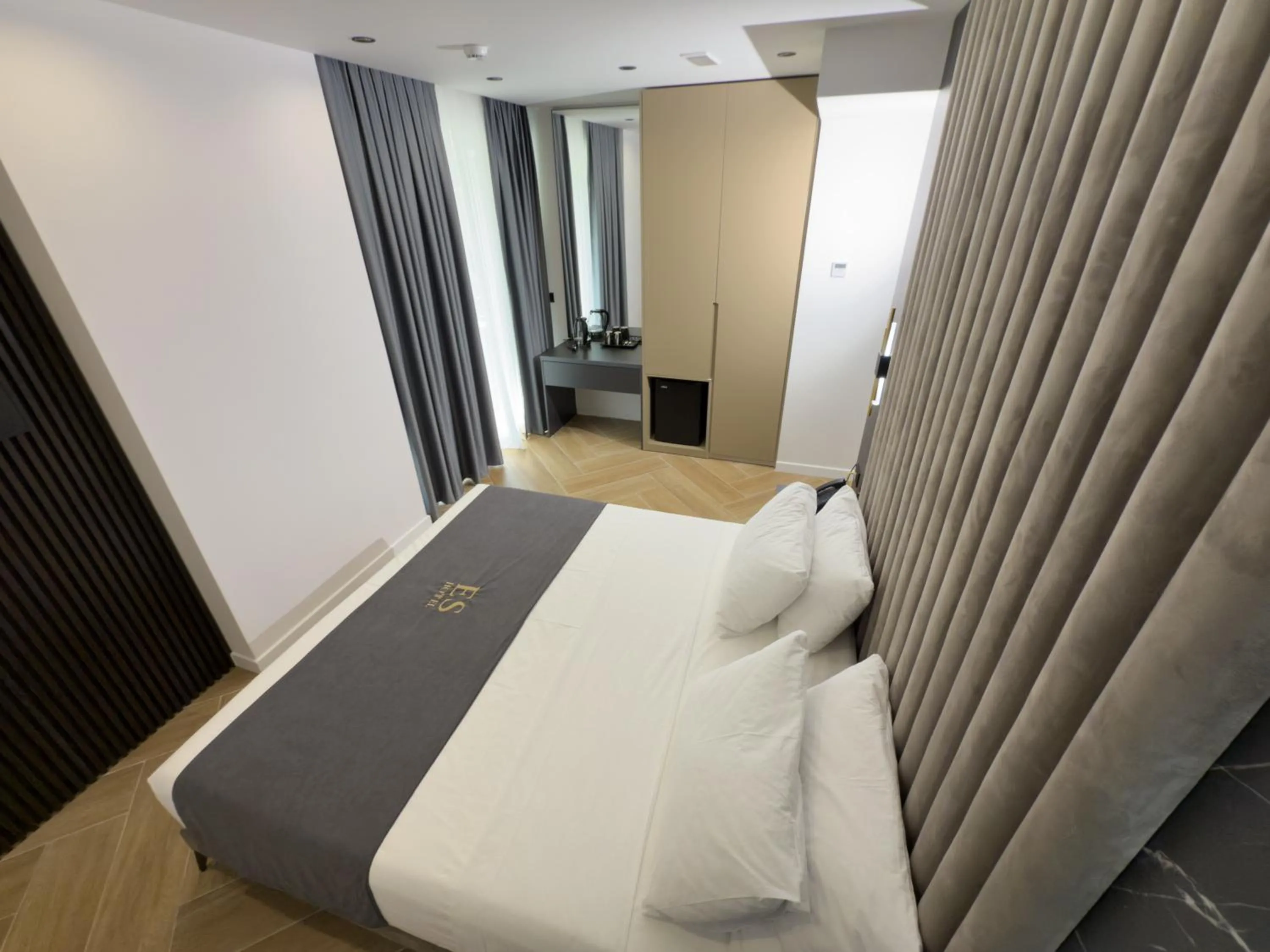 Bed in ES Hotel