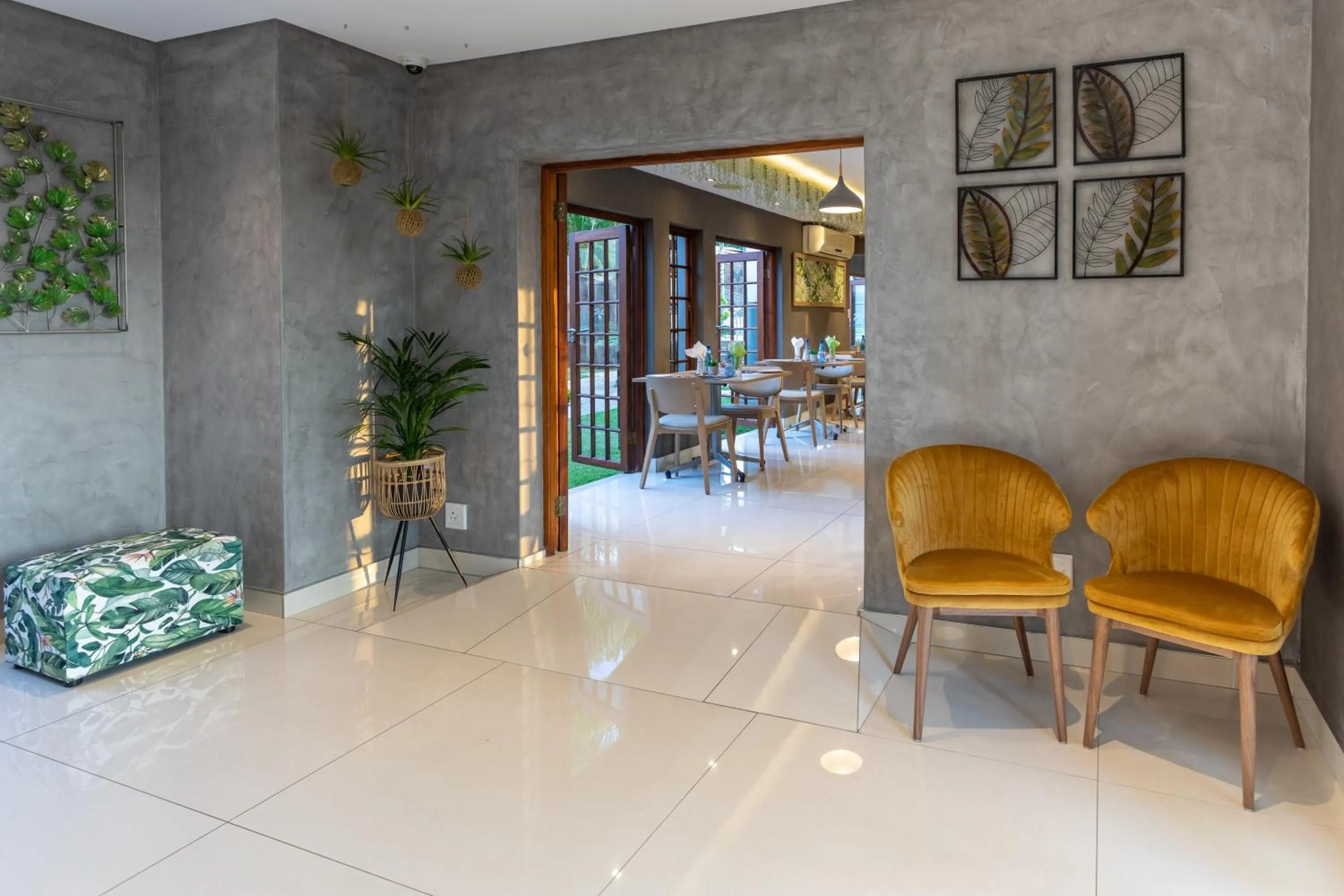 Lobby or reception in The Cycad Lodge & Chalets