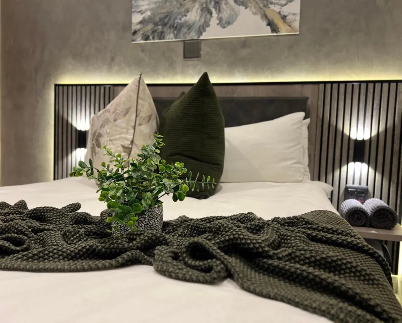 Bed in The Cycad Lodge & Chalets