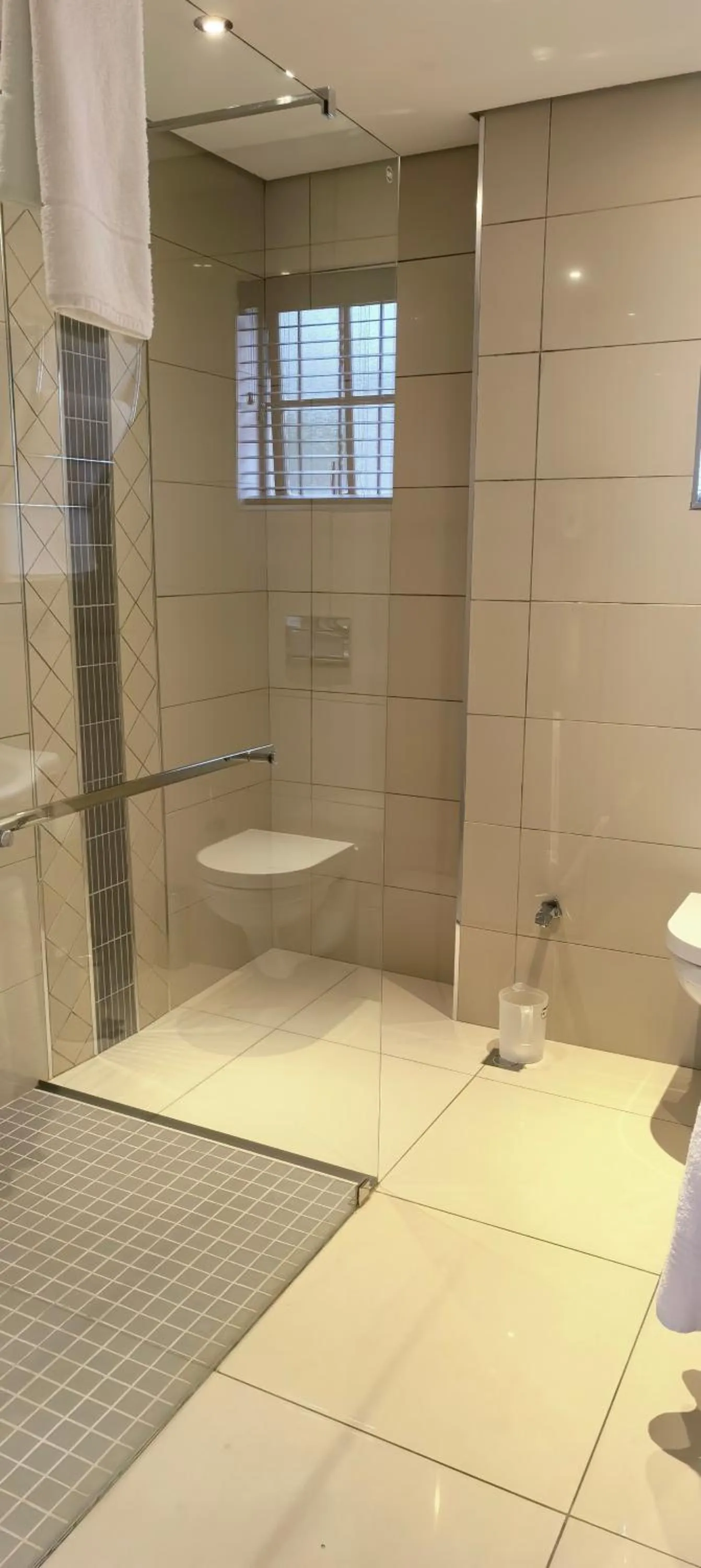 Bathroom in The Cycad Lodge & Chalets