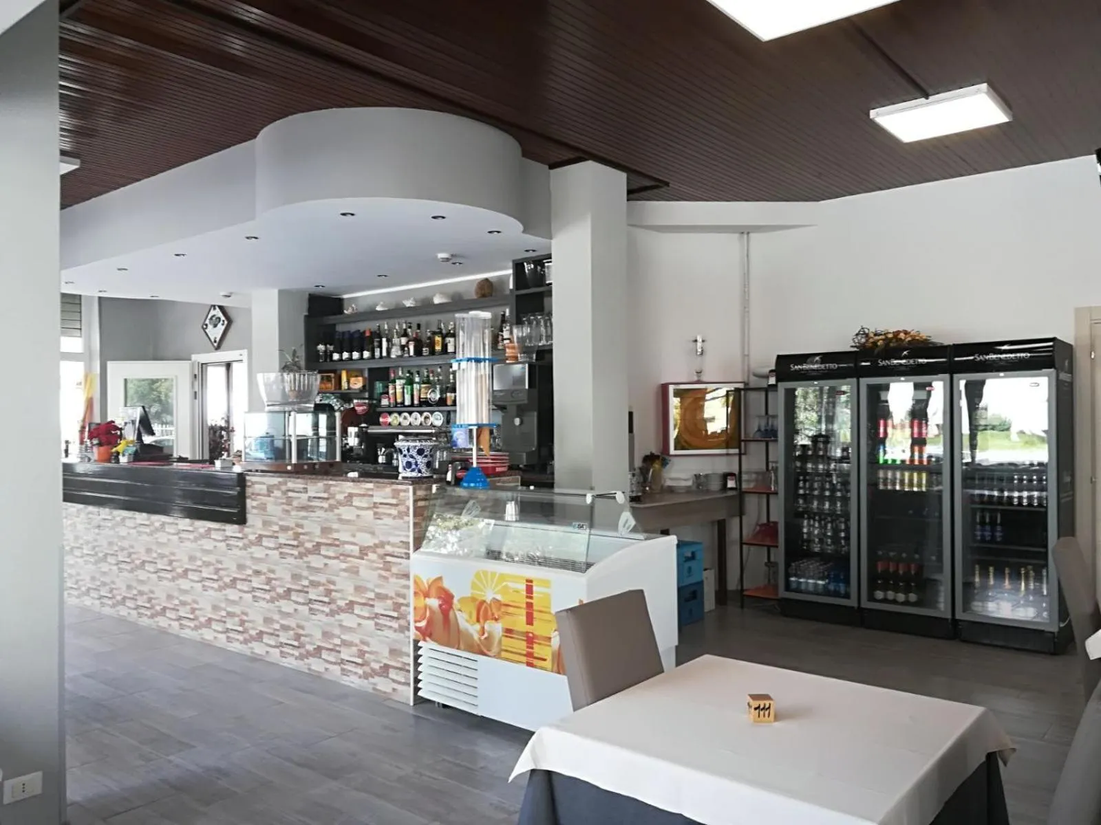 Lounge or bar in Hotel Calipso