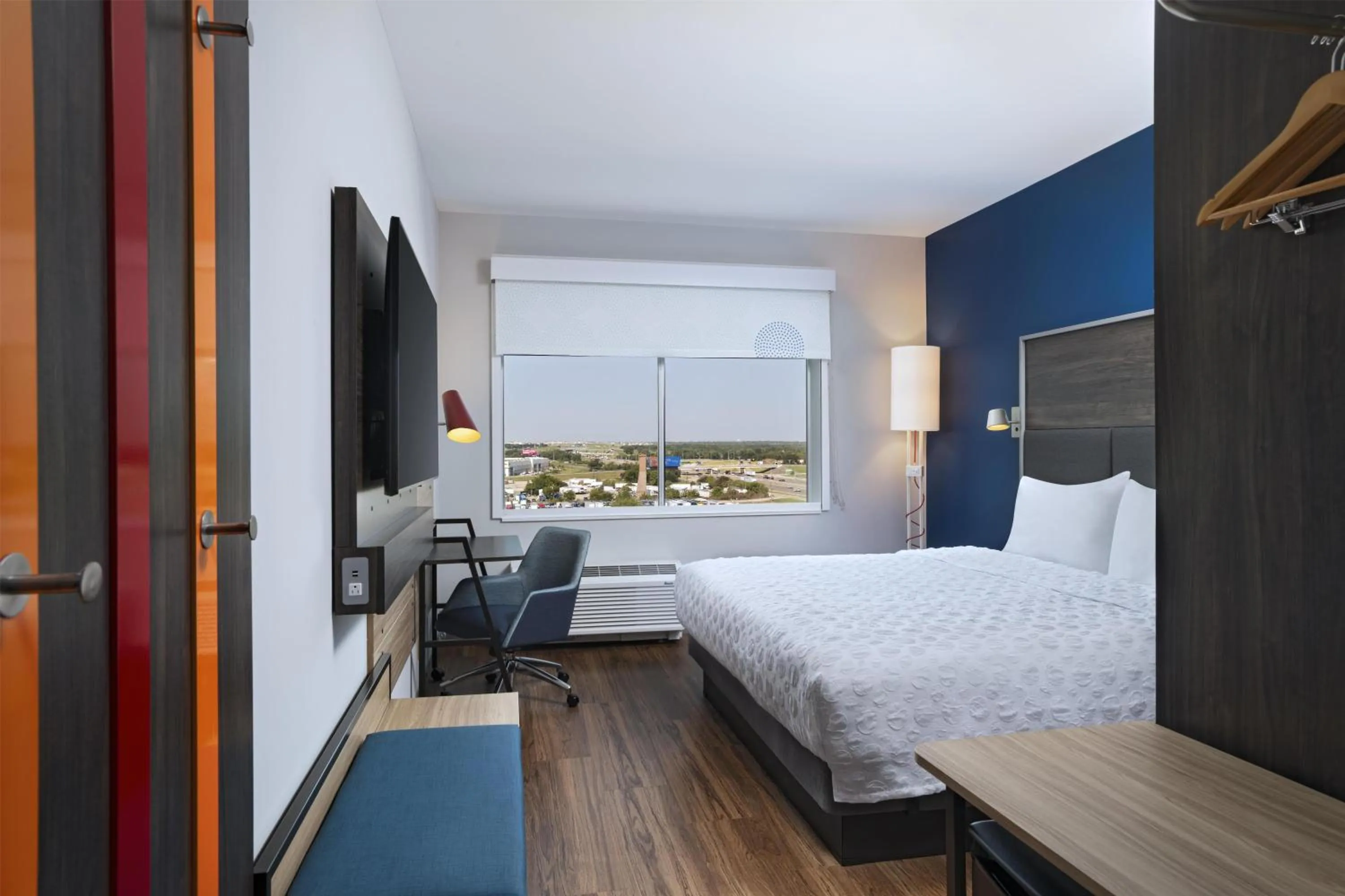 Bed in Tru By Hilton Irving Dfw South