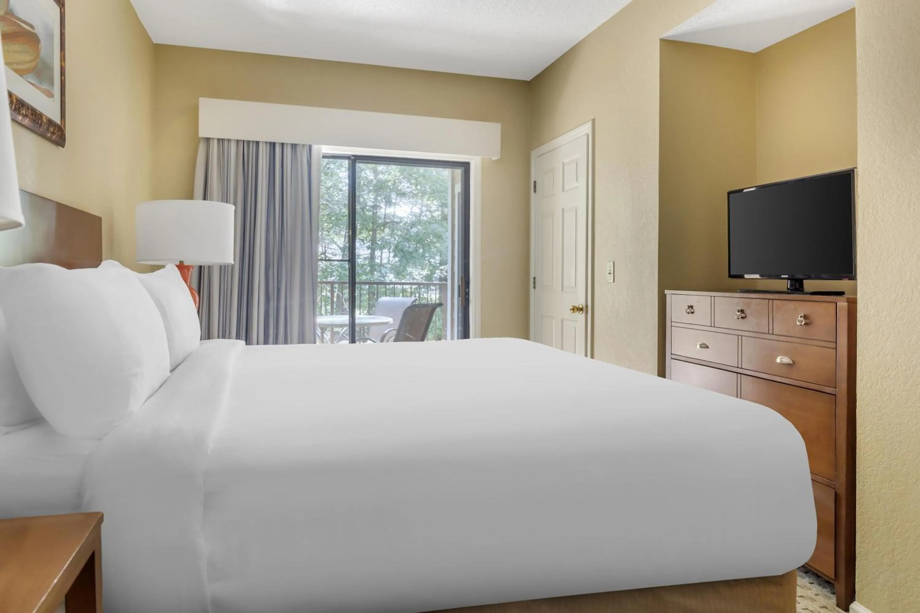 Bed in Hilton Vacation Club Laurel Crest Pigeon Forge