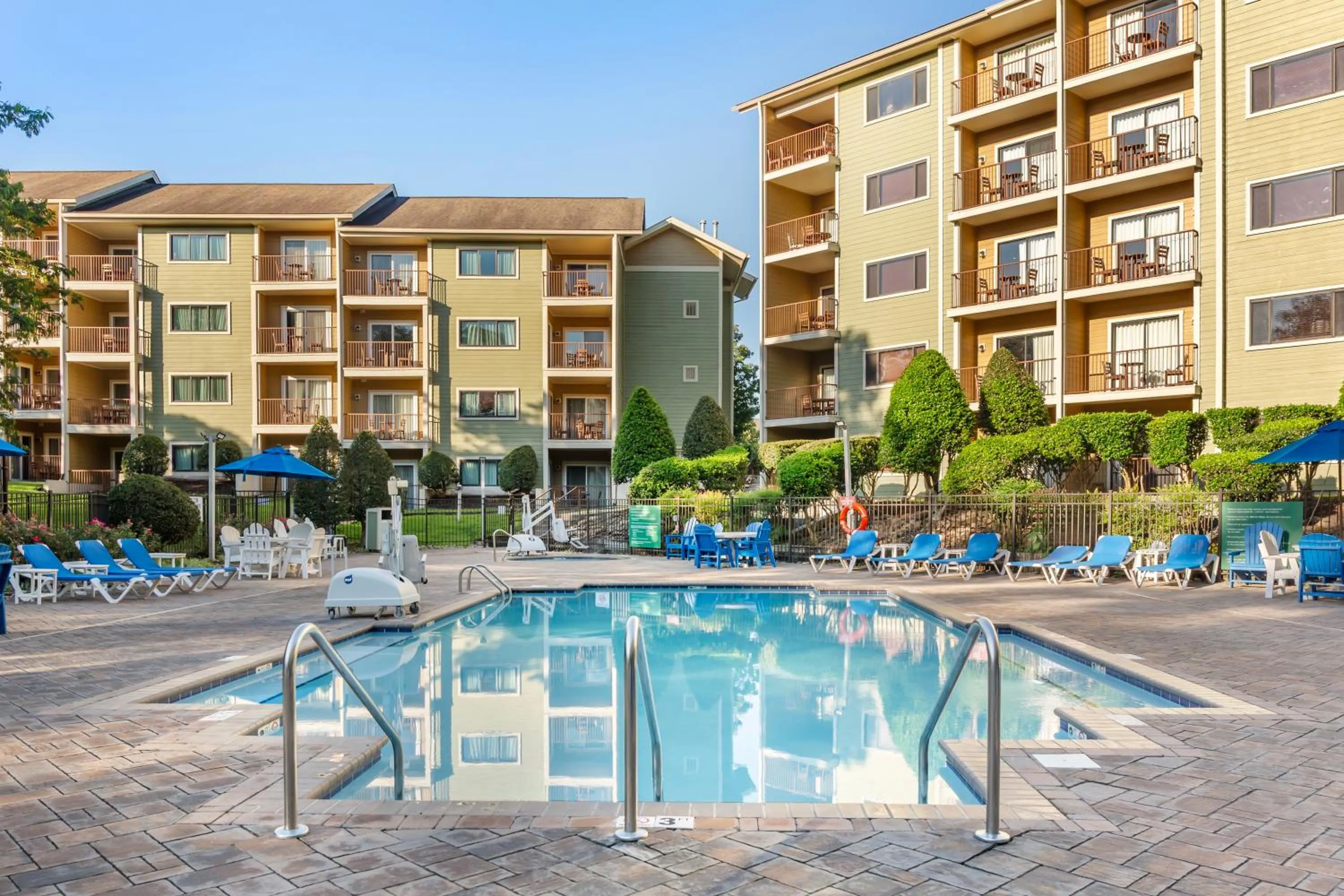 Property building in Hilton Vacation Club Laurel Crest Pigeon Forge