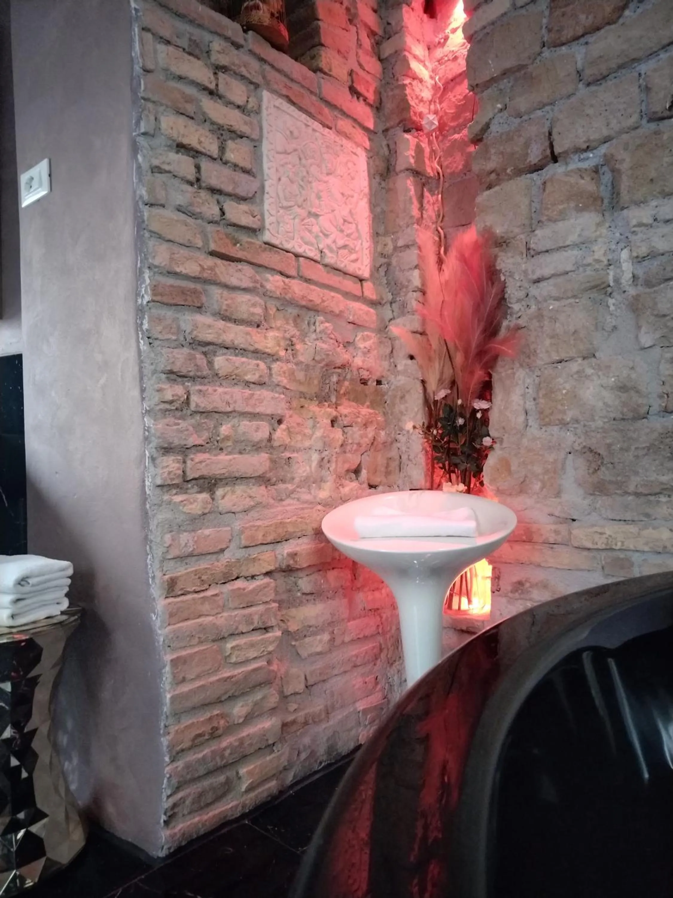 Bathroom in Nerva Accommodation Cavour