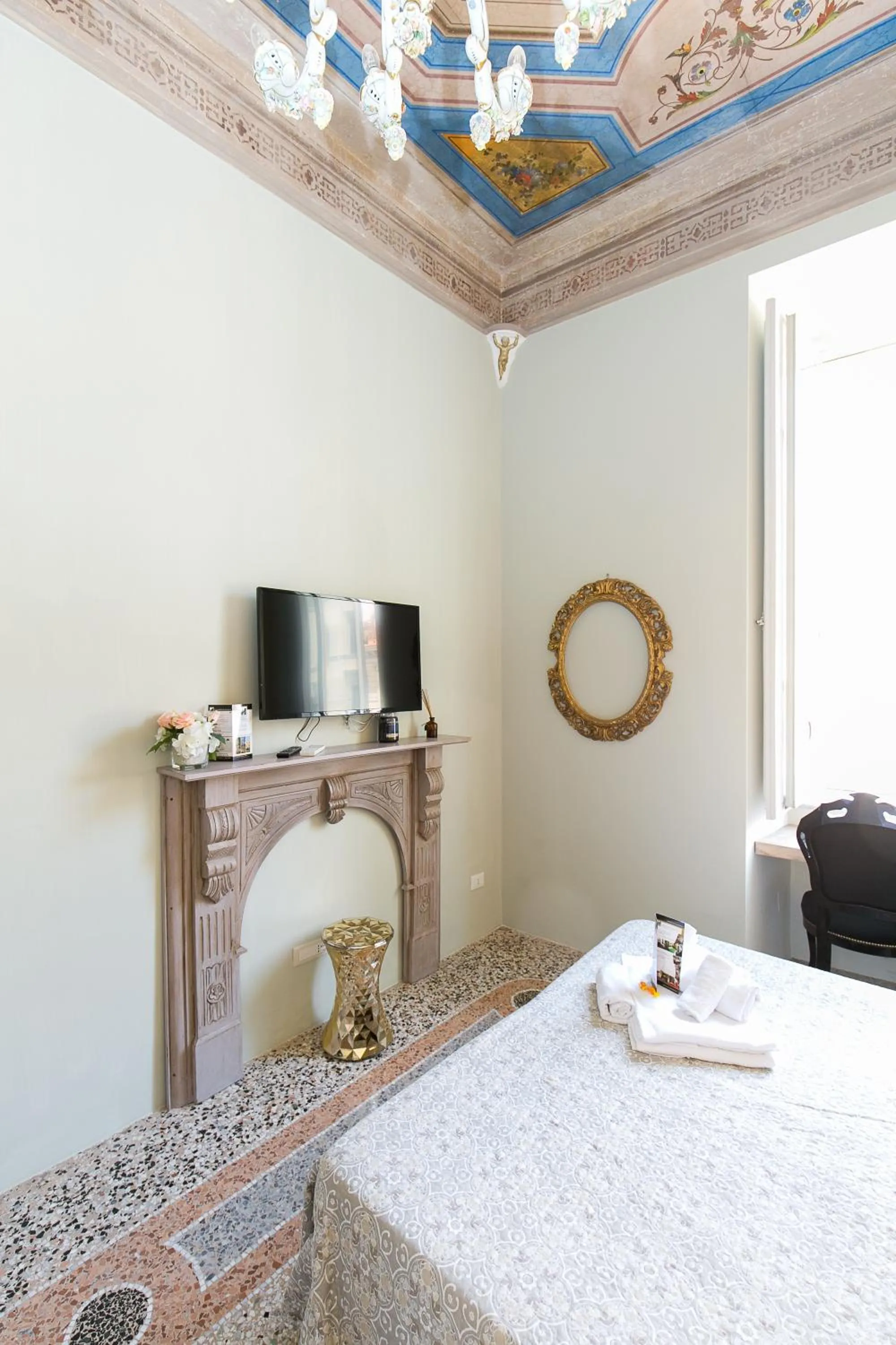 Photo of the whole room, Bed in Nerva Accommodation Cavour