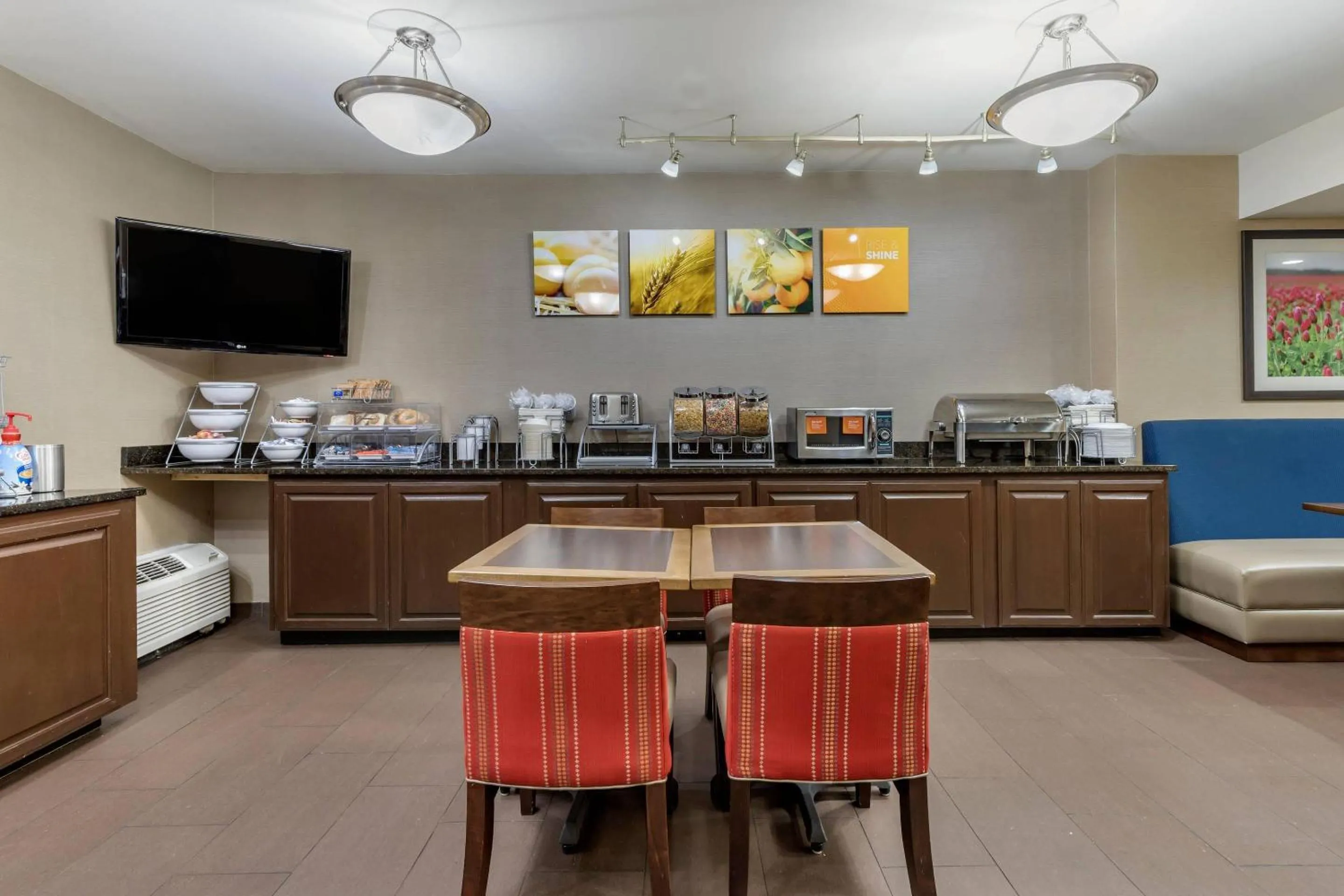 Breakfast in Comfort Inn Shelby