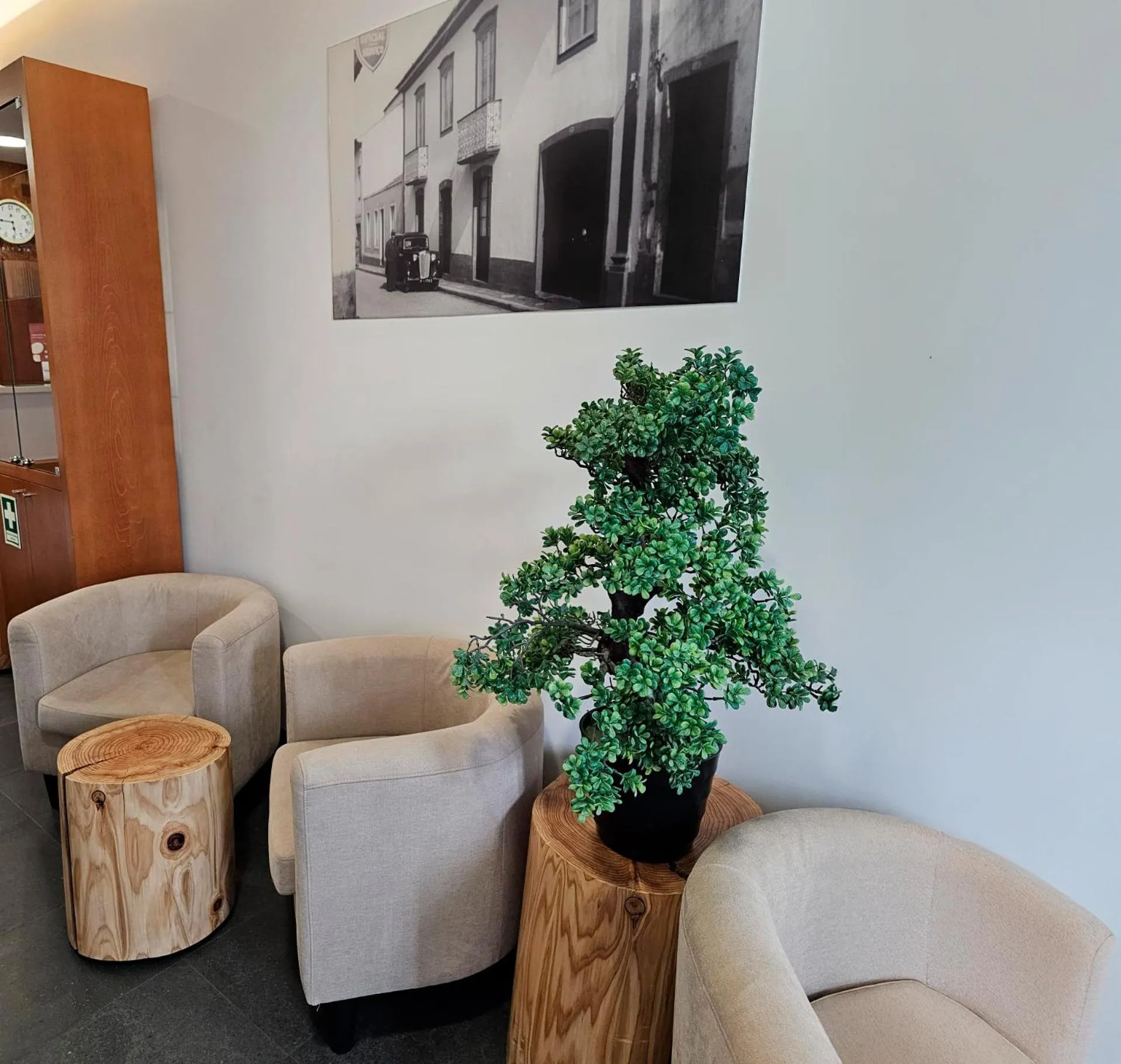 Lobby or reception in Room & Go by Lince