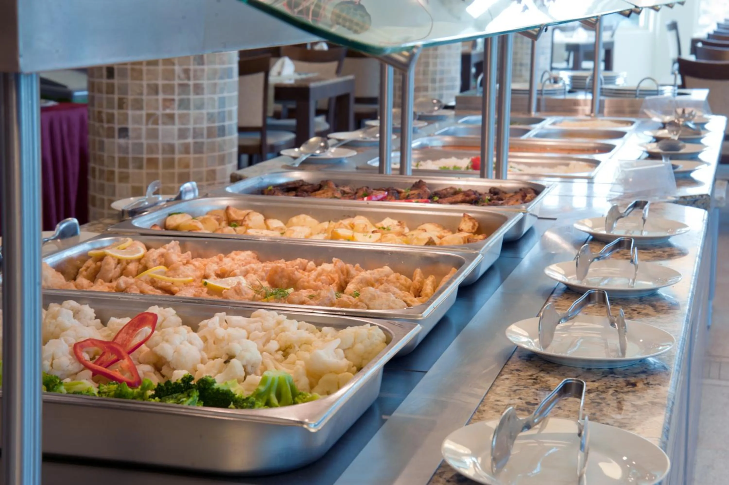 Dinner in Jeravi Club Hotel - All Inclusive