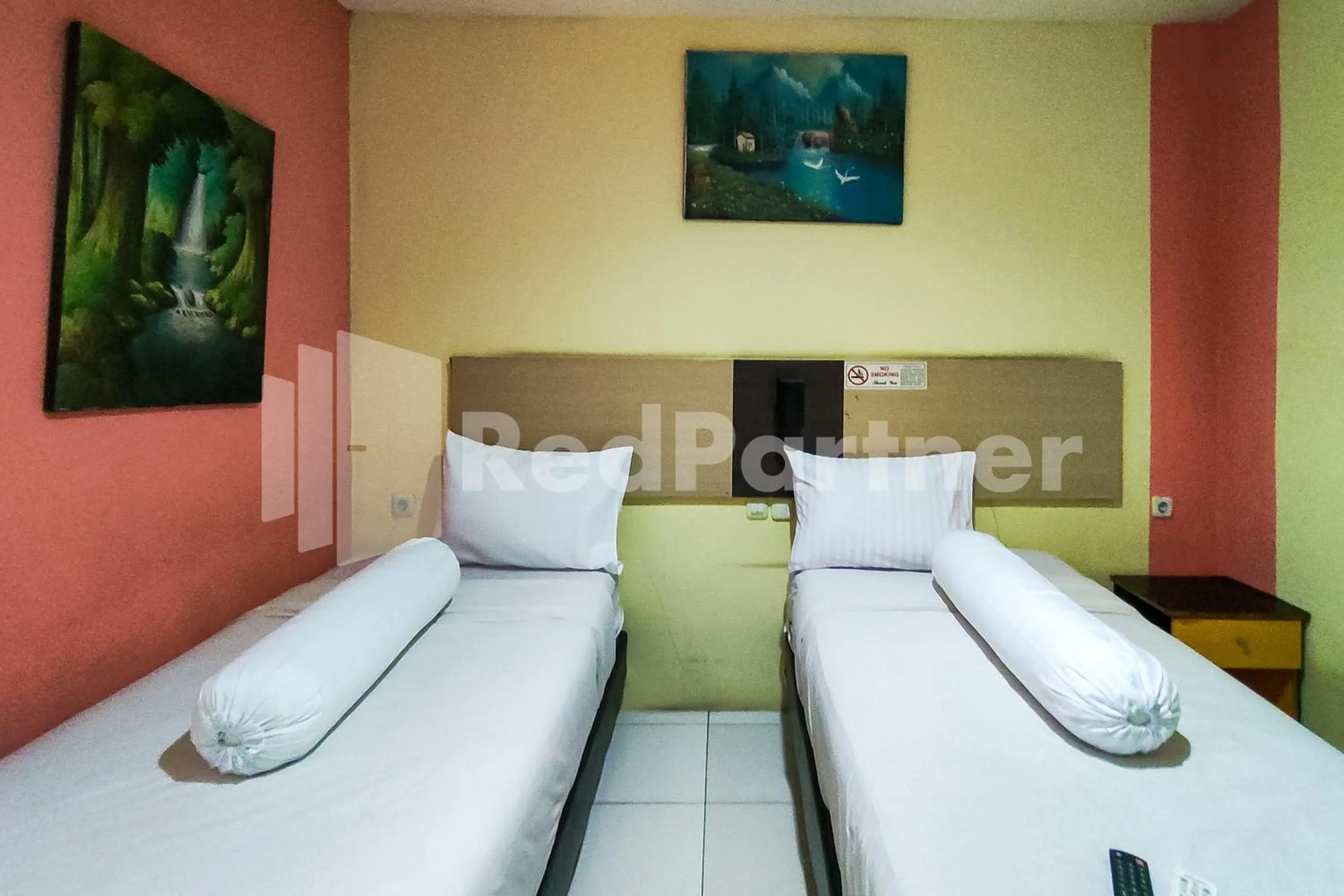 Bedroom, Bed in Audah Guesthouse Syariah RedPartner