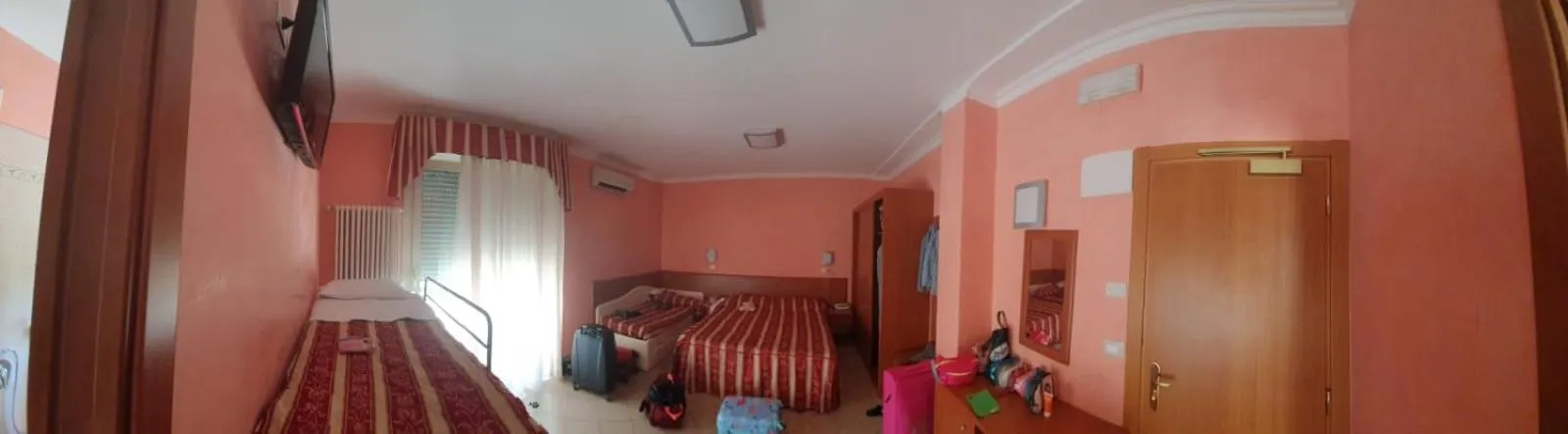 Photo of the whole room, Bed in Hotel Bristol - Koolibry Hotels