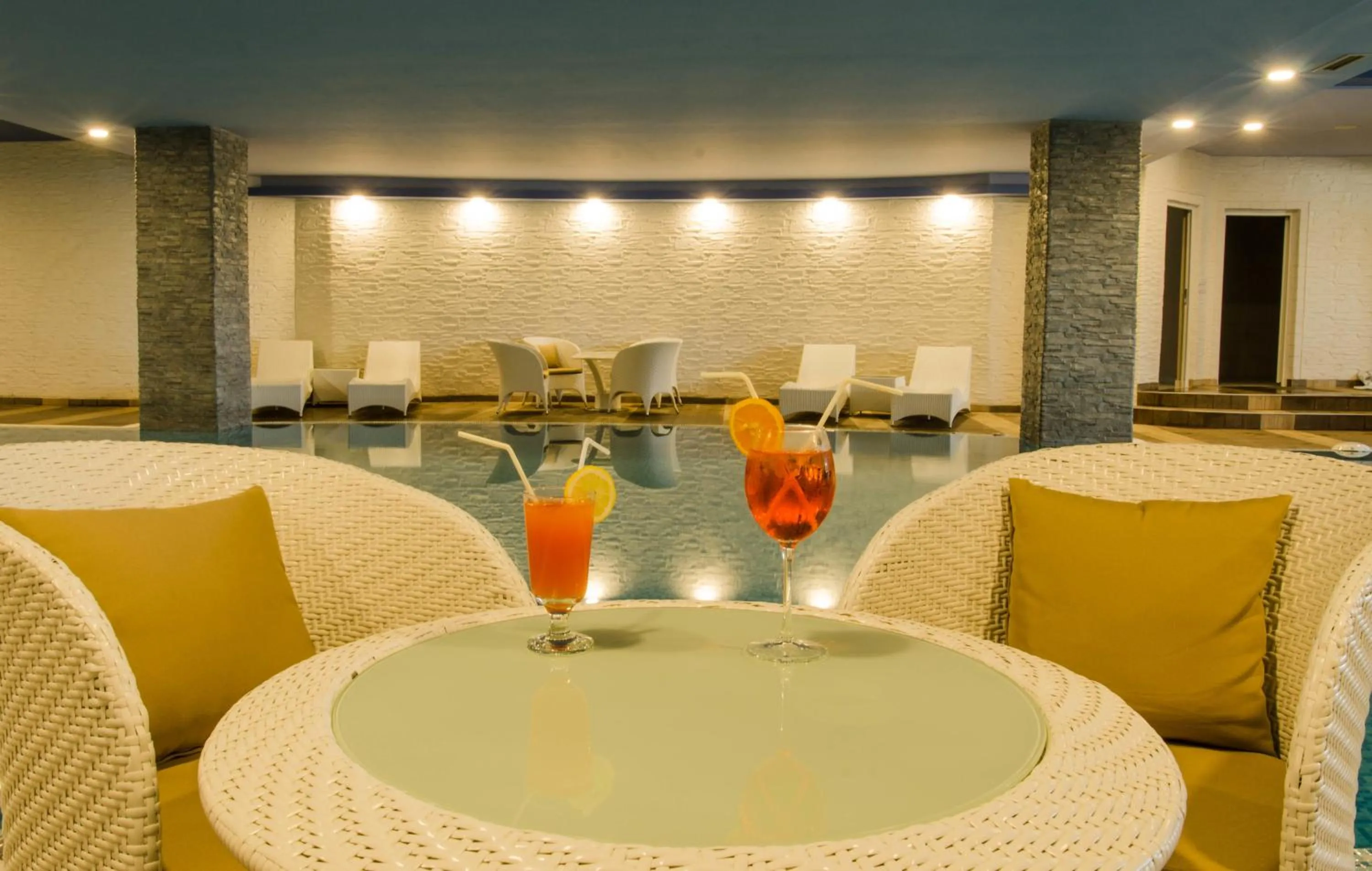 Swimming pool in Mirage Hotel - Struga