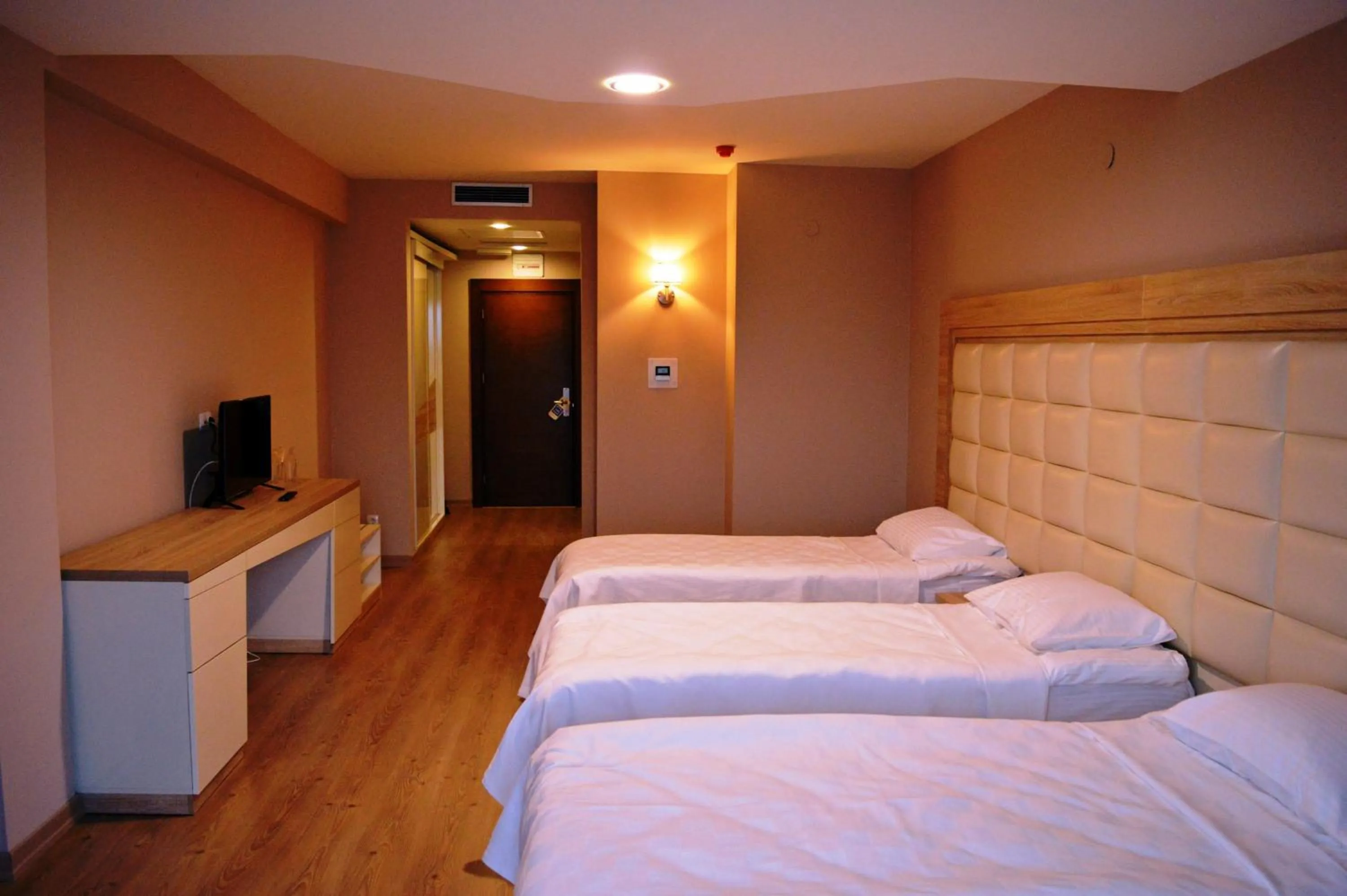 Bedroom, Bed in Mirage Hotel - Struga