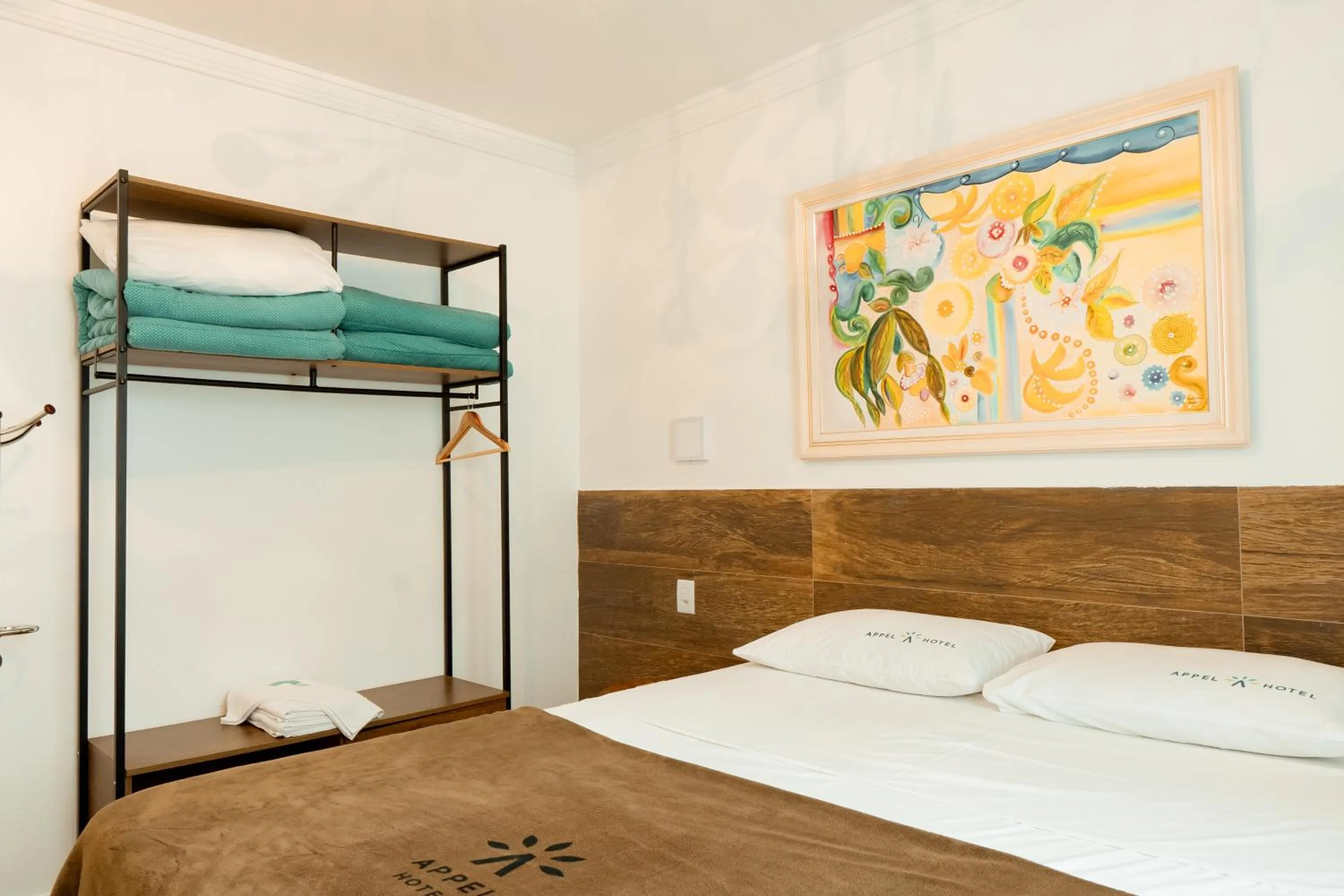 Photo of the whole room, Bed in Hotel Appel