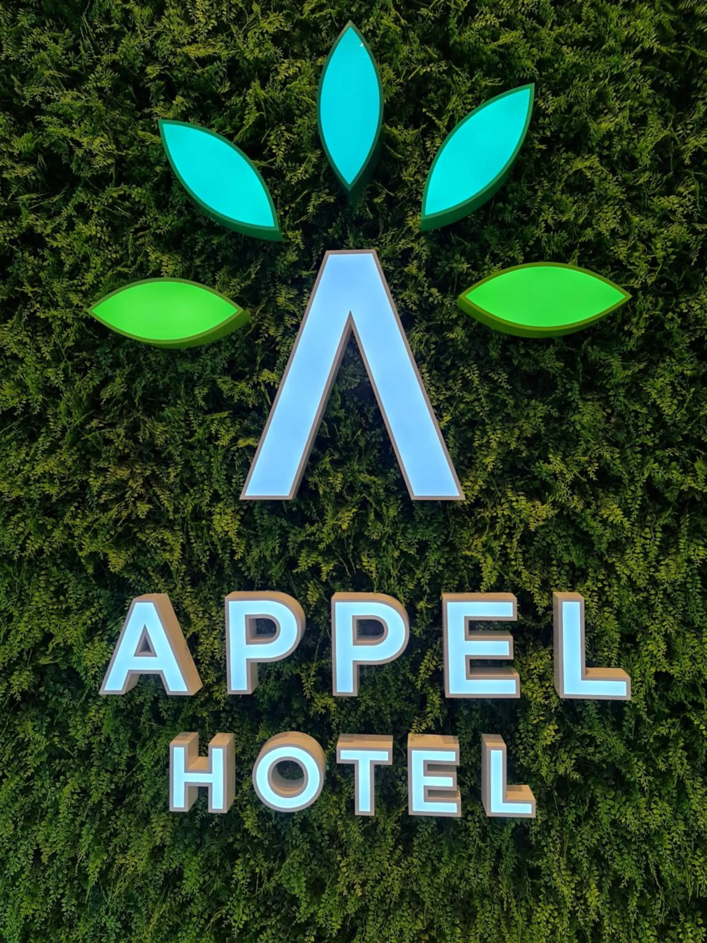 Logo/Certificate/Sign in Hotel Appel