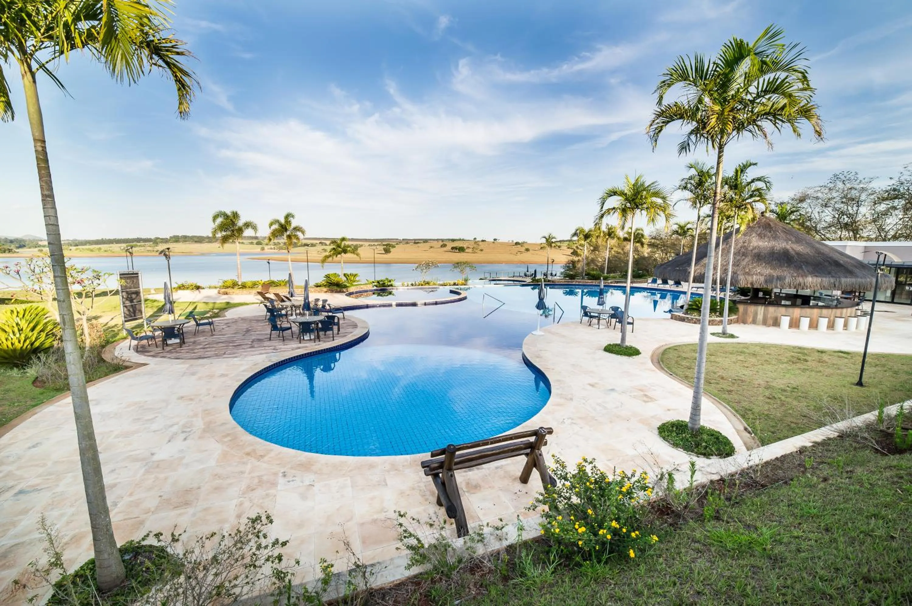 Swimming pool in Ecoblue Resort Avaré