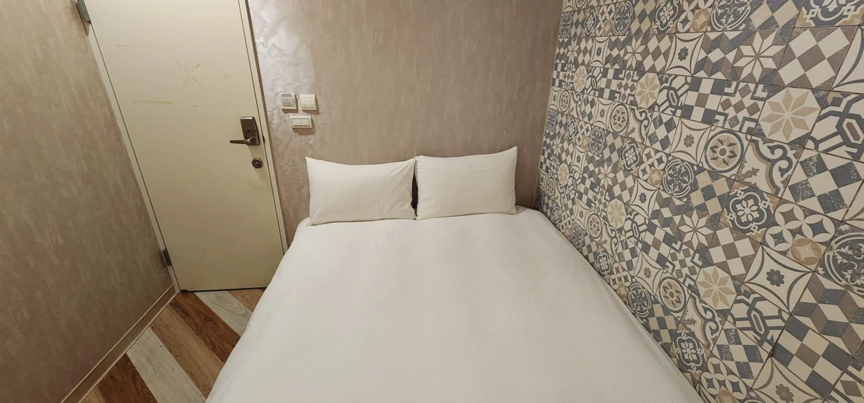 Photo of the whole room, Bed in 慶爾喜旅館長沙館Cheers Loft Self Check-in Hotel