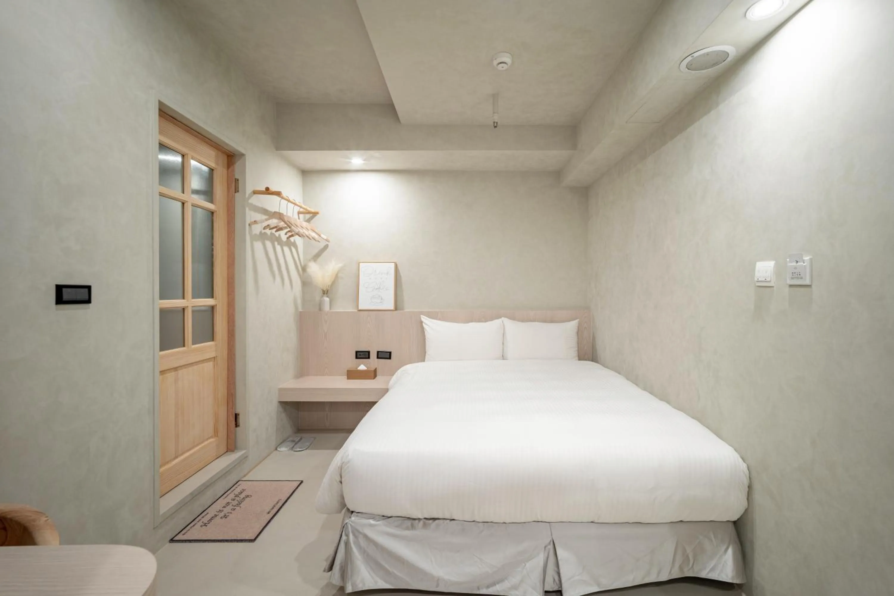 Photo of the whole room, Bed in 慶爾喜旅館長沙館Cheers Loft Self Check-in Hotel