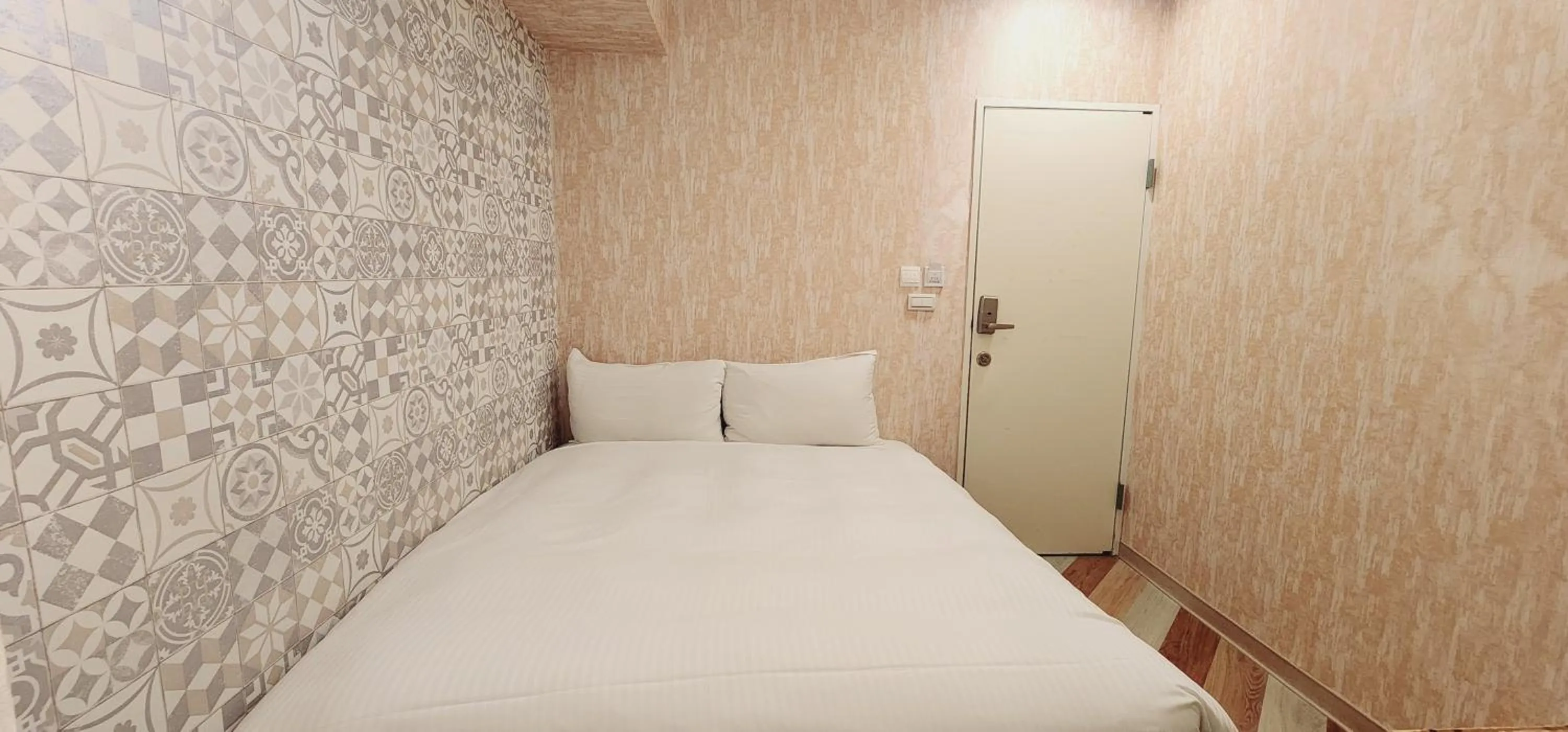 Photo of the whole room, Bed in 慶爾喜旅館長沙館Cheers Loft Self Check-in Hotel