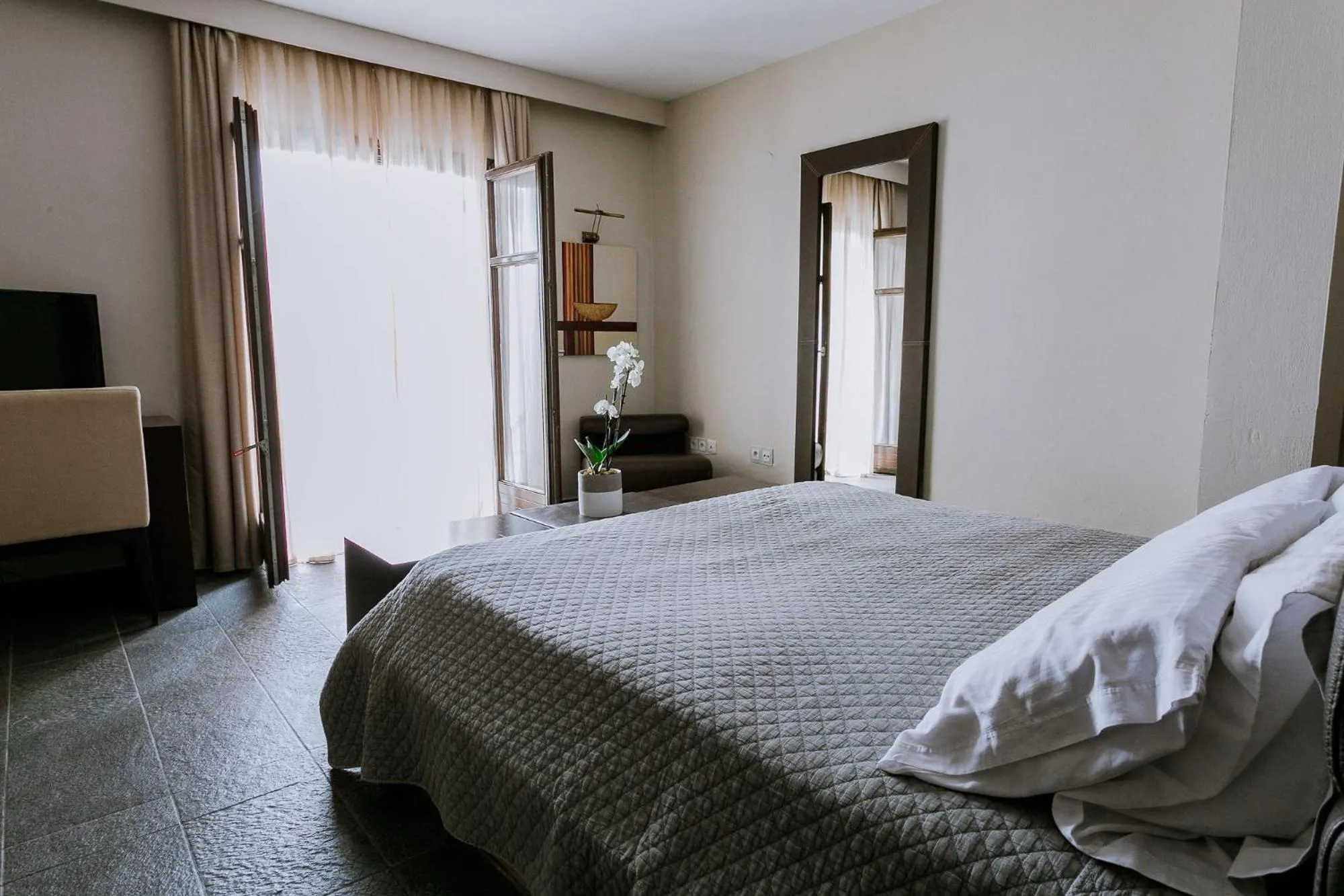 Bedroom, Bed in 12 Months Resort & Spa