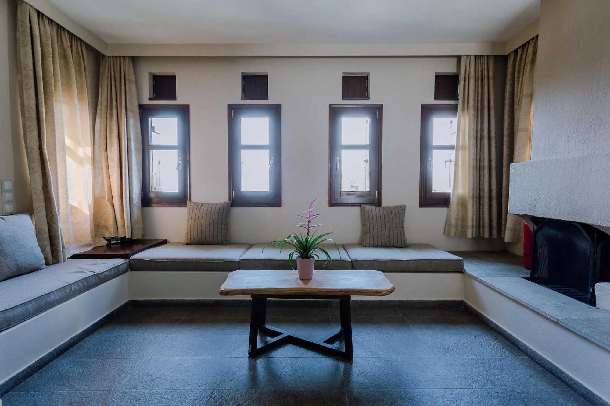 Living room in 12 Months Resort & Spa