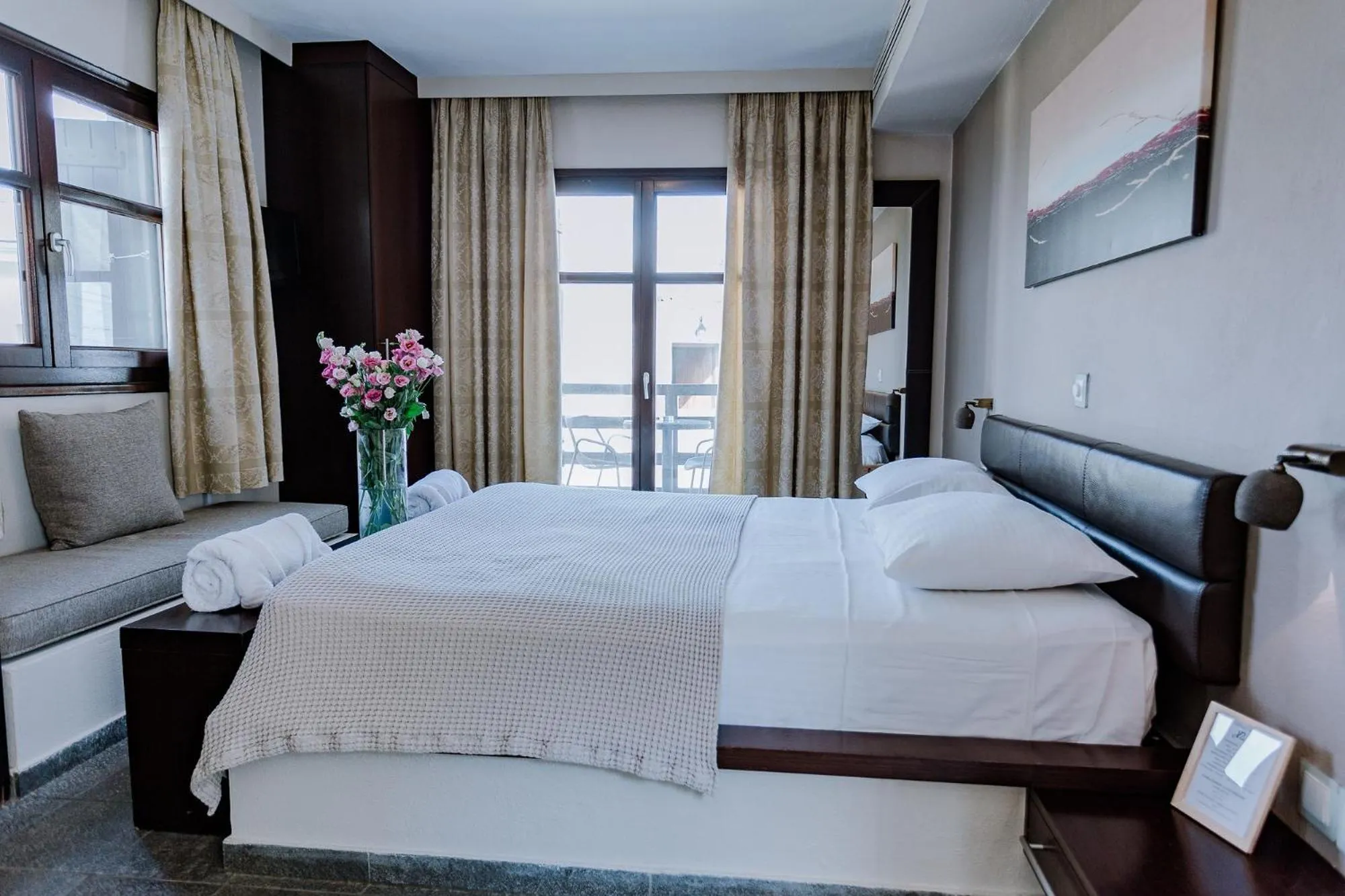 Photo of the whole room, Bed in 12 Months Resort & Spa