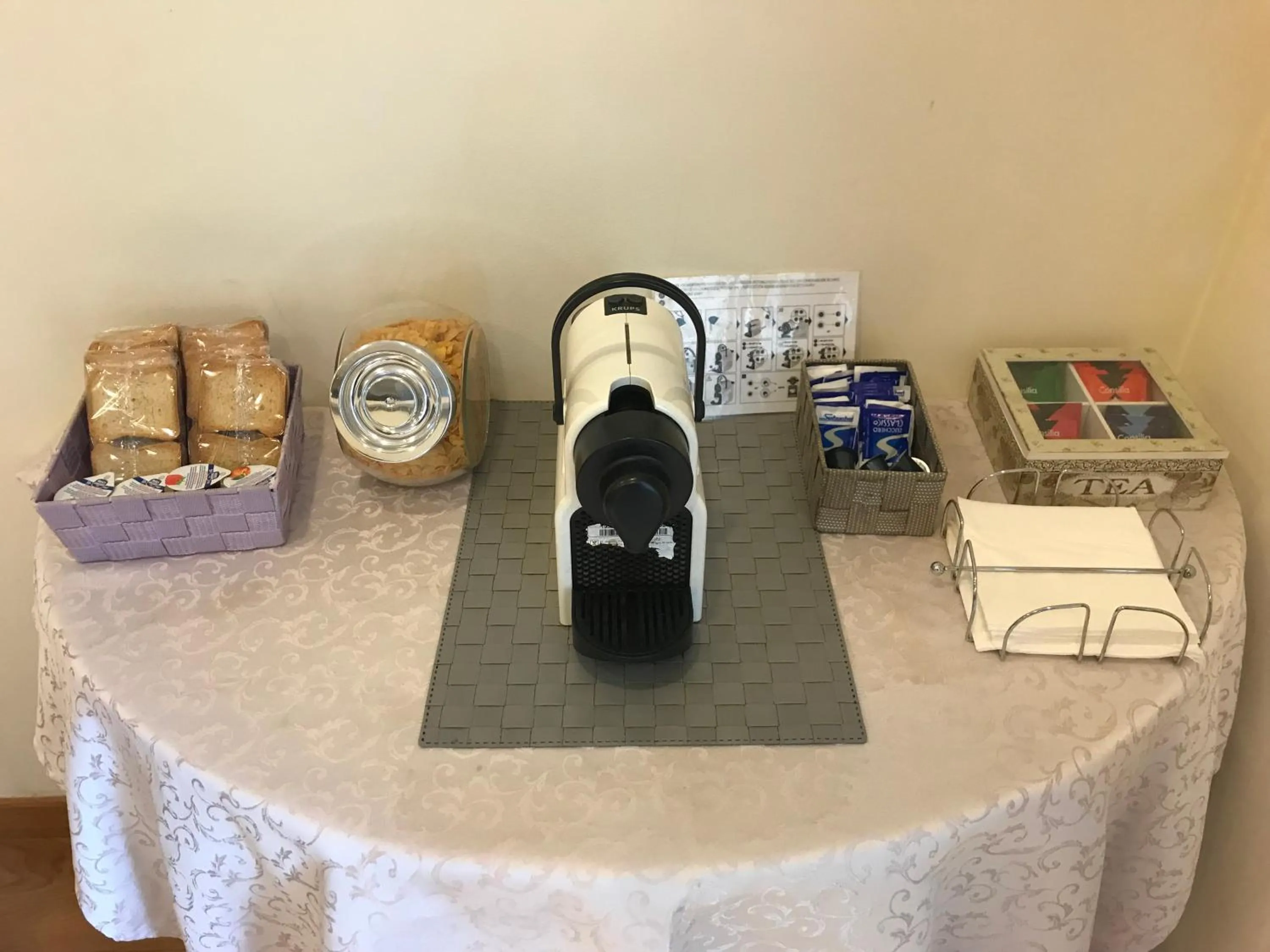 Italian breakfast in I Prati di Roma Suites