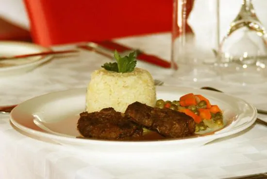 Lunch in Musanto Hotel