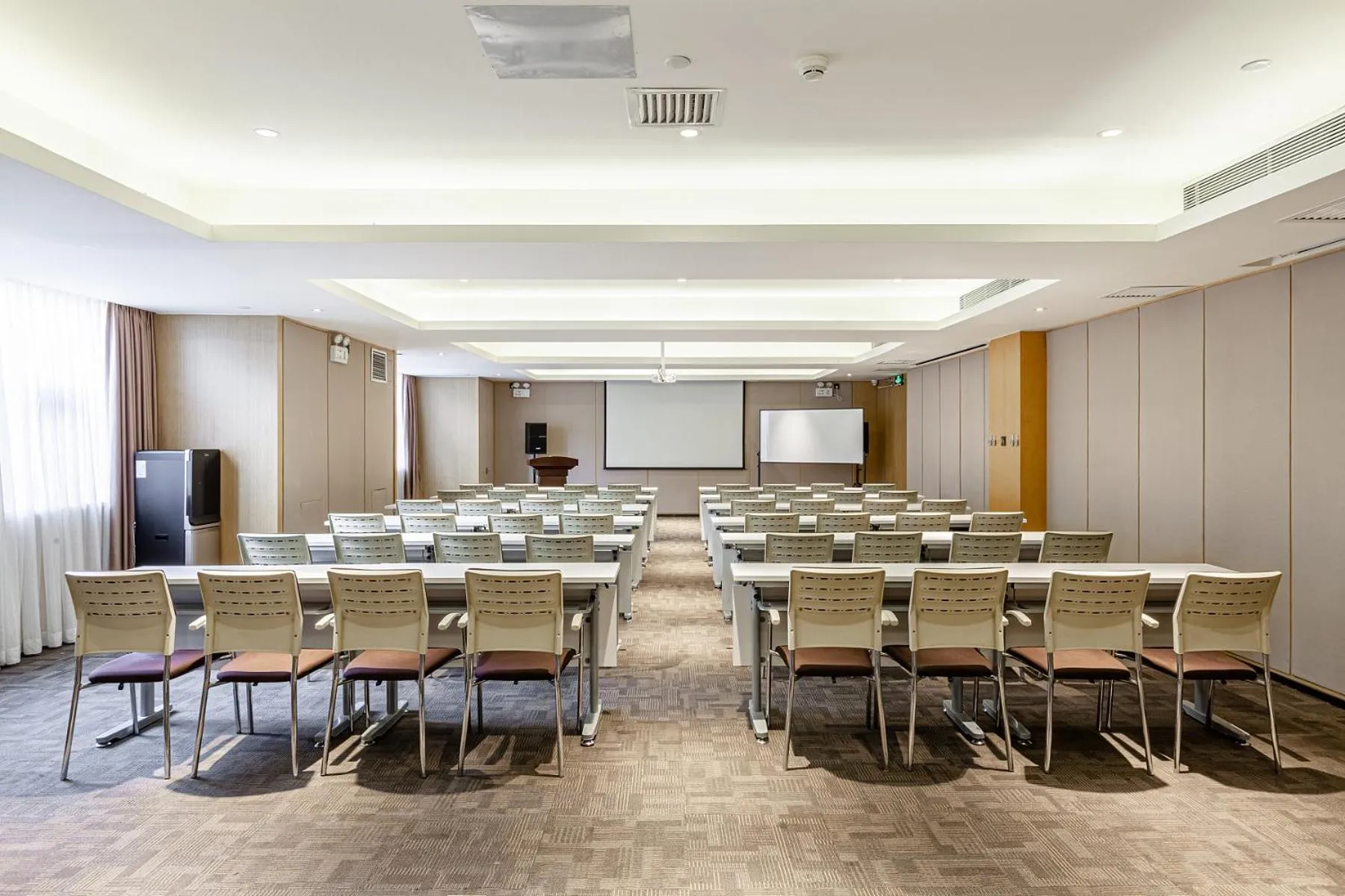 Meeting/conference room in JI Hotel Beijing Yizhuang Economic Development Zone