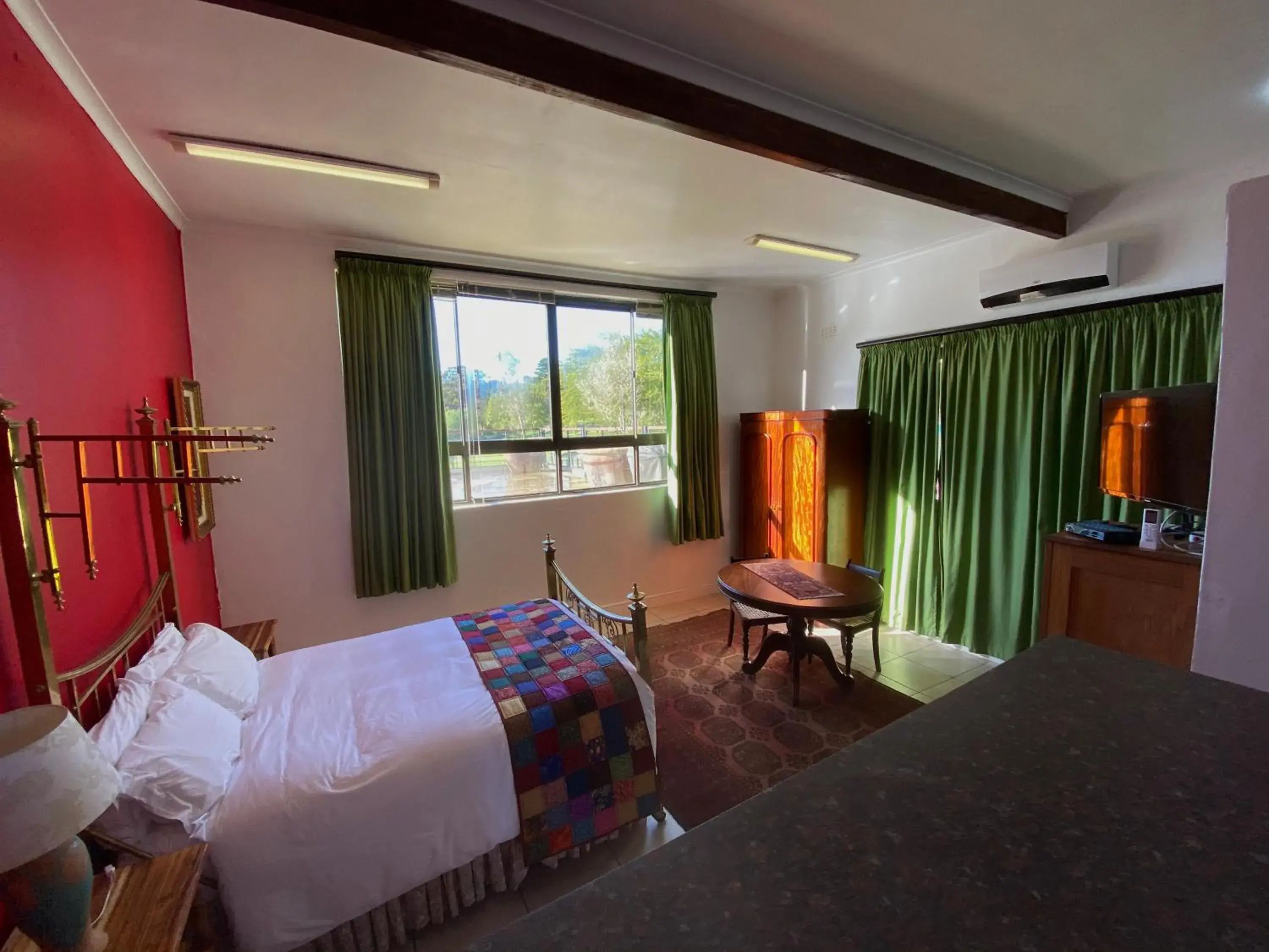 Double Room - Self Catering in The Welgemoed Guest House Double Room - Self Catering in The Welgemoed Guest House